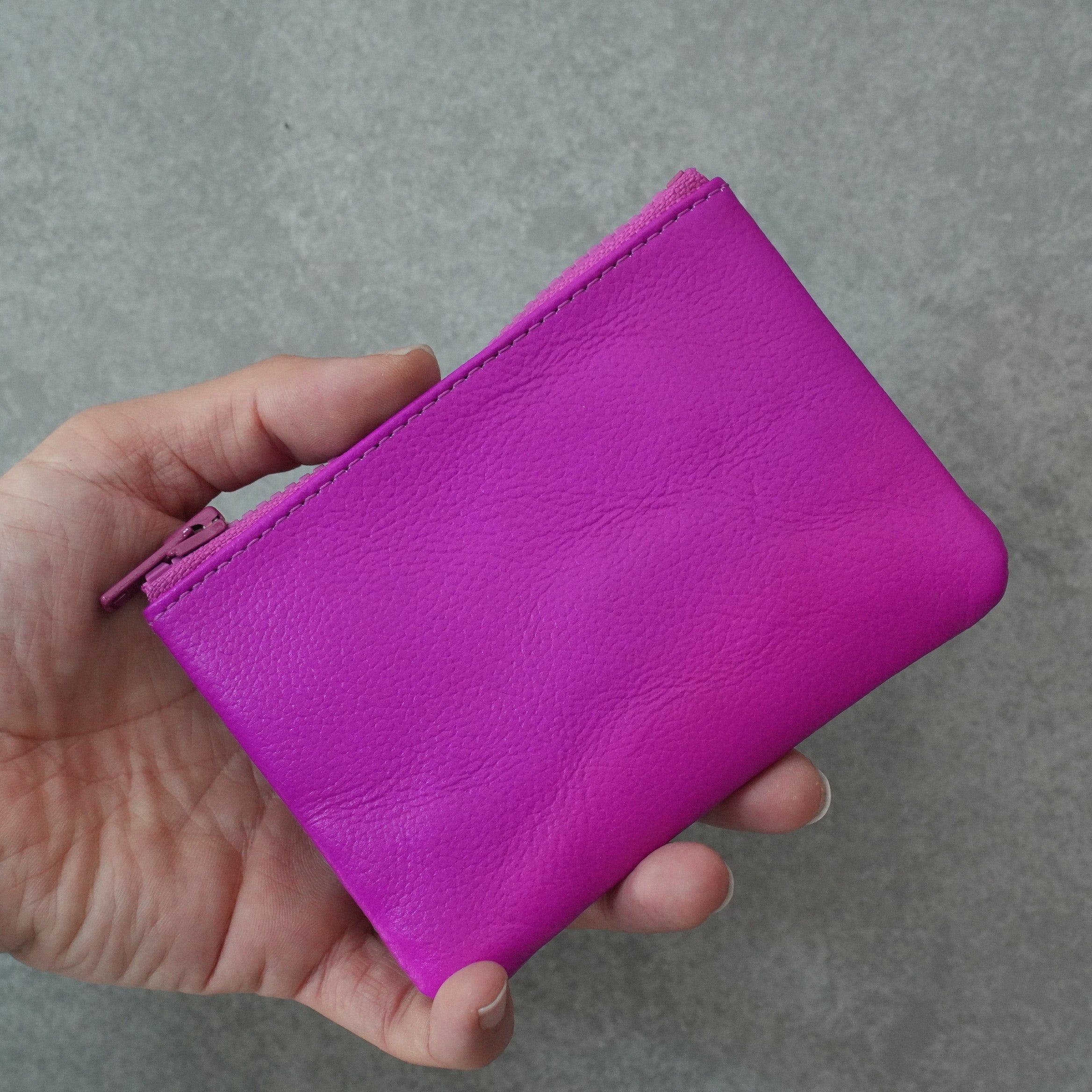 NEON OP POUCH