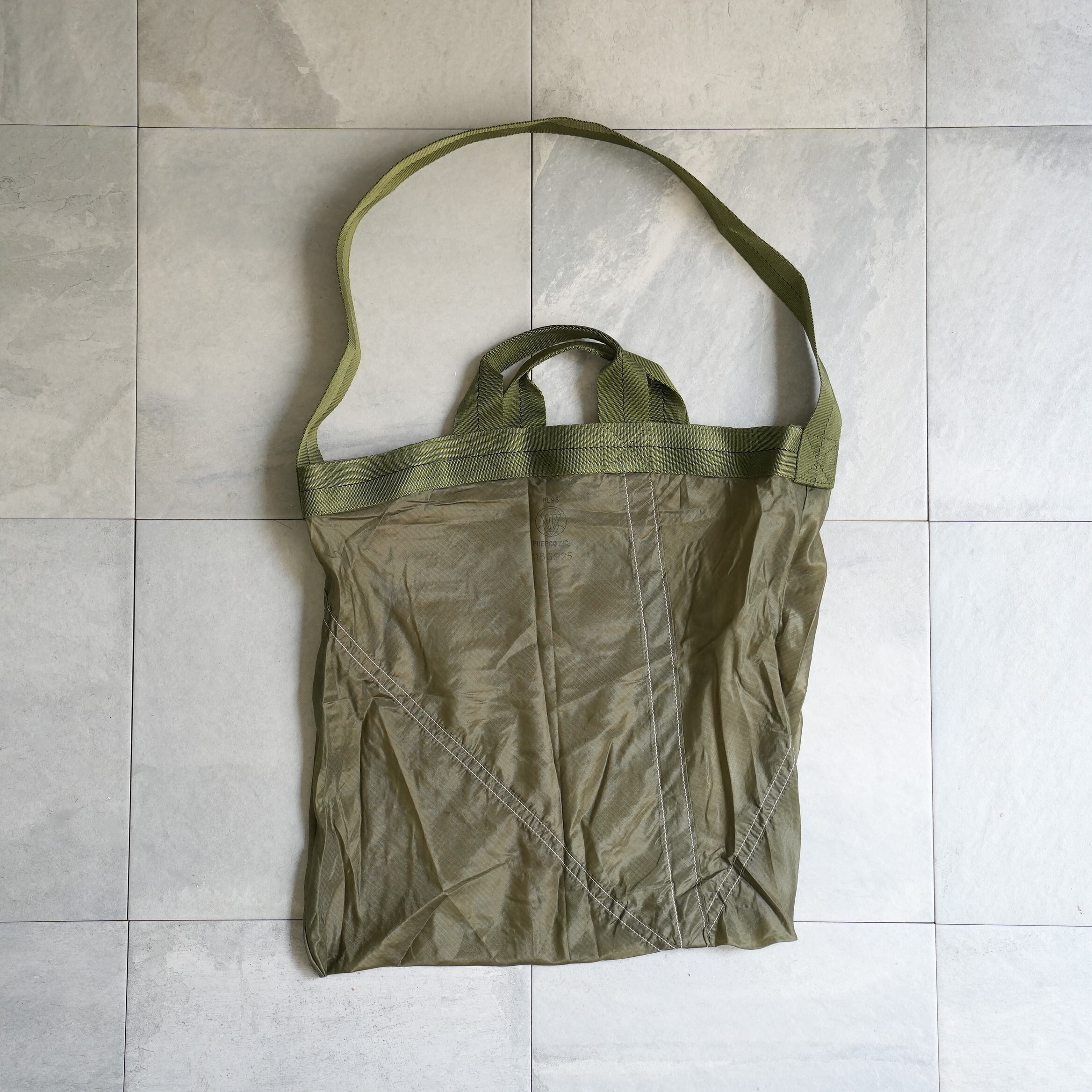 VINTAGE PARACHUTE LIGHT 2-WAY BAG Olive