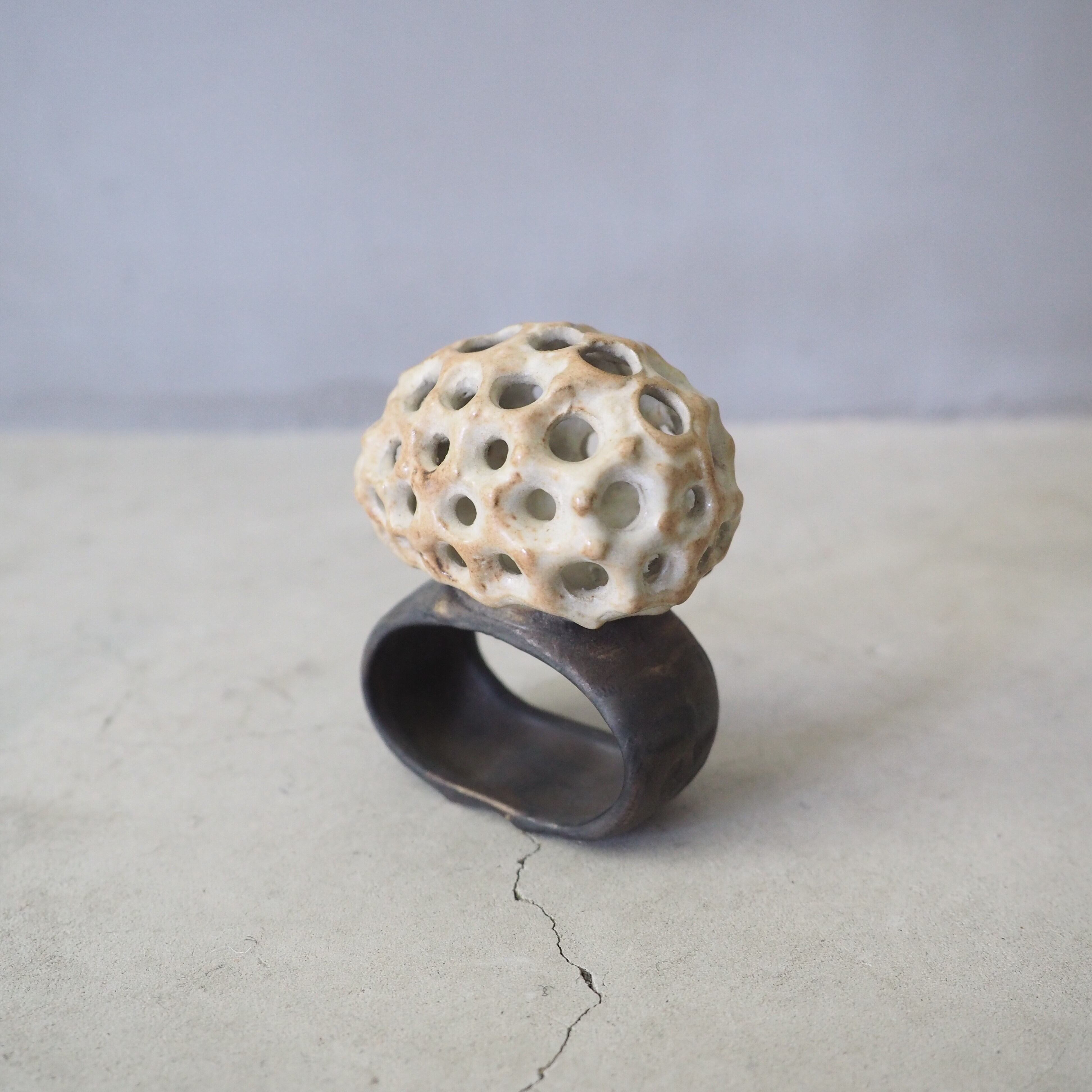 Sea Sponge Napkin Ring OCT-059N