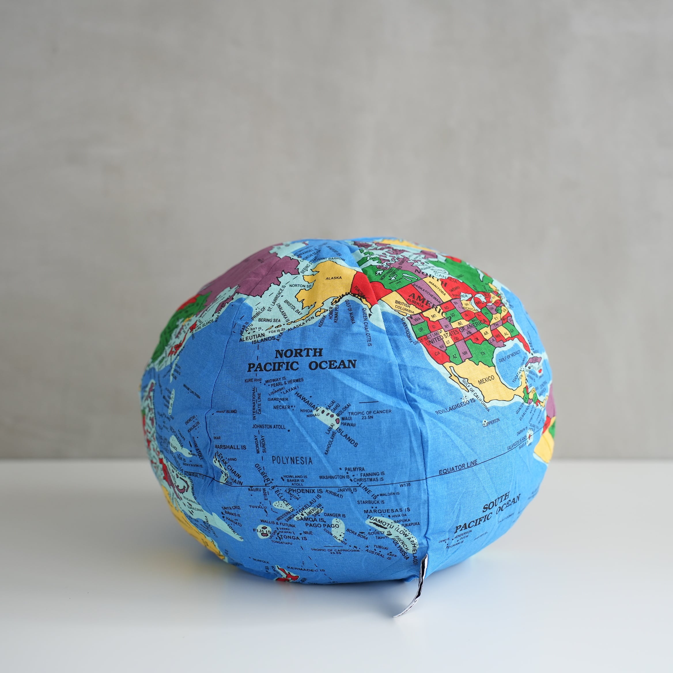 Cushion Globe