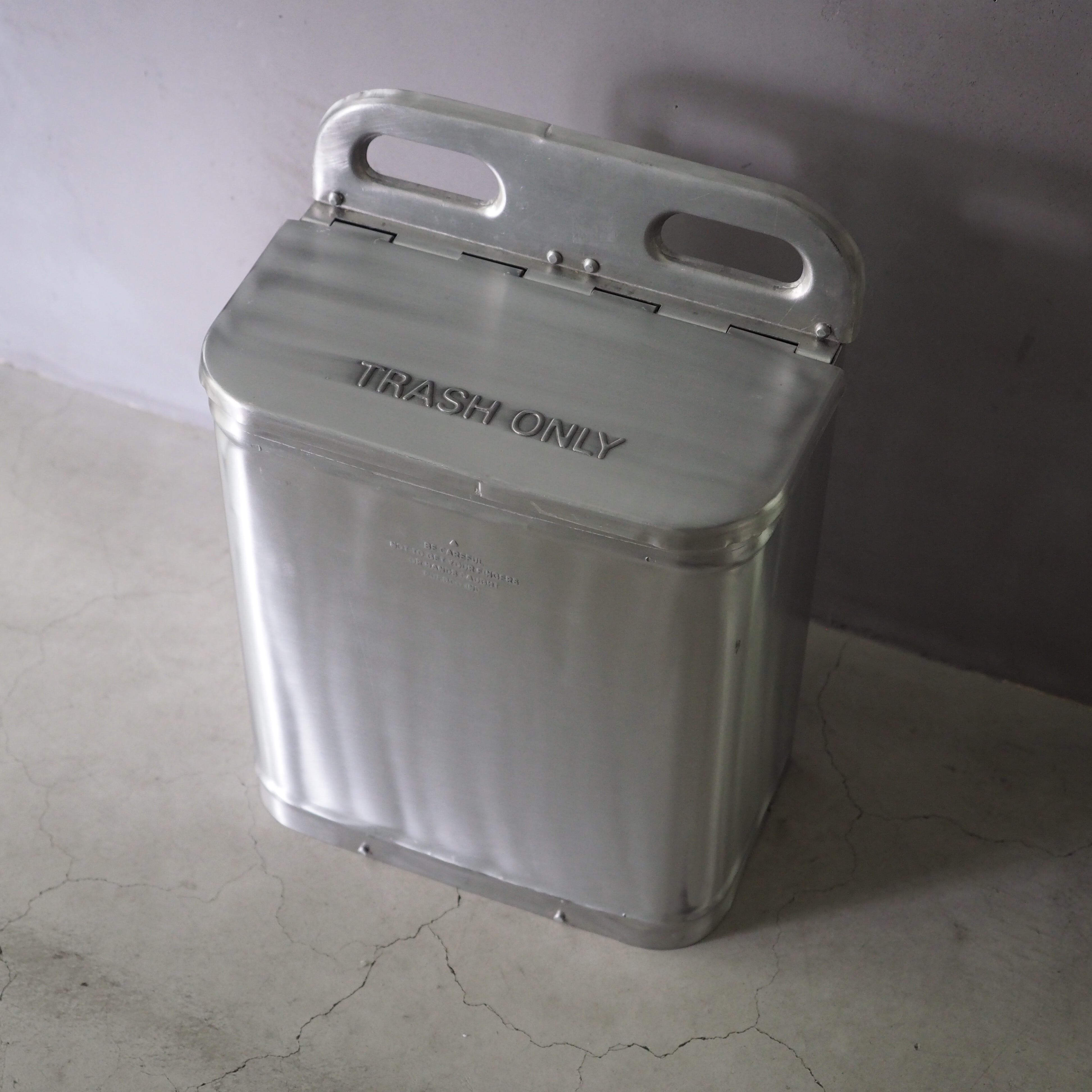 ALUMINIUM TRASHCAN