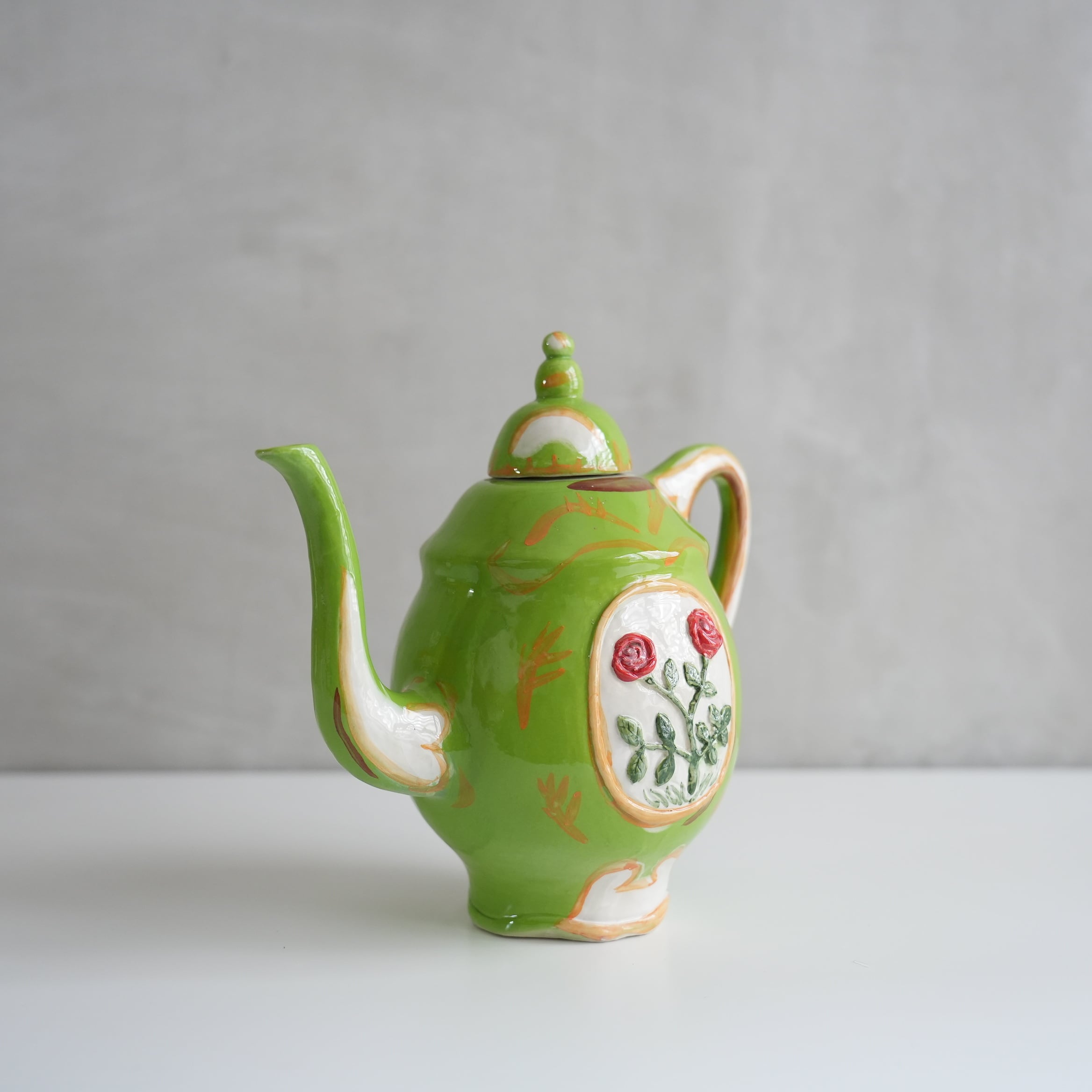 Rose Tea Pot Vase