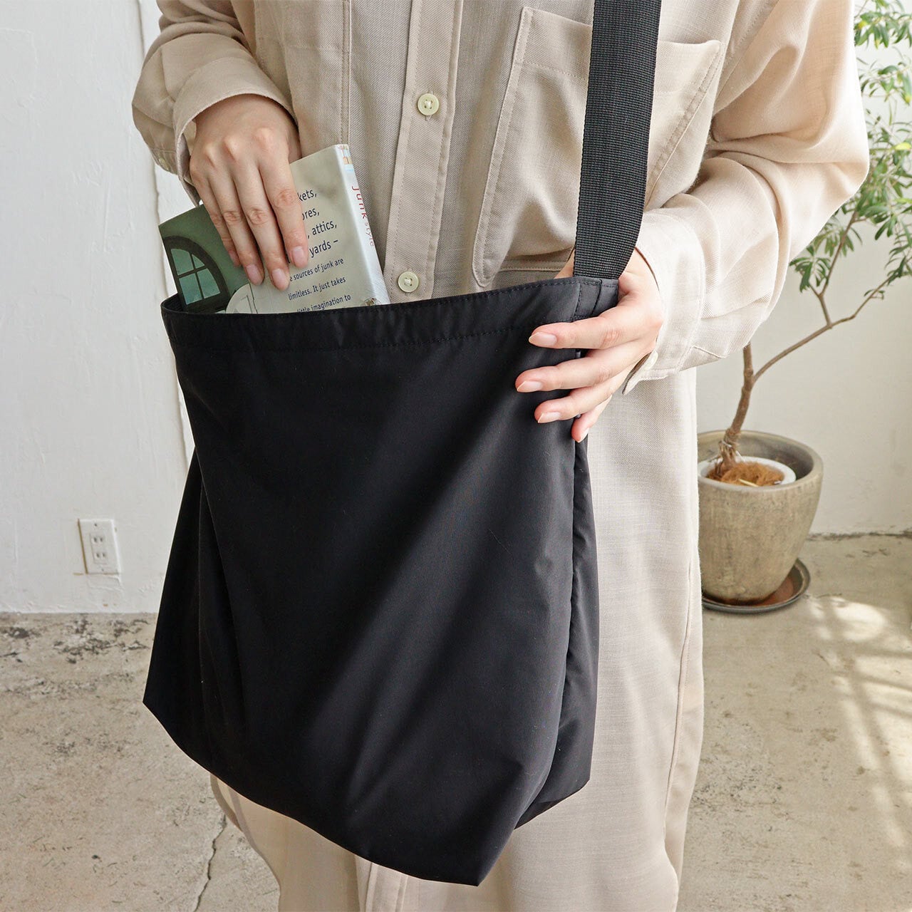 Shoulder Tote Bag