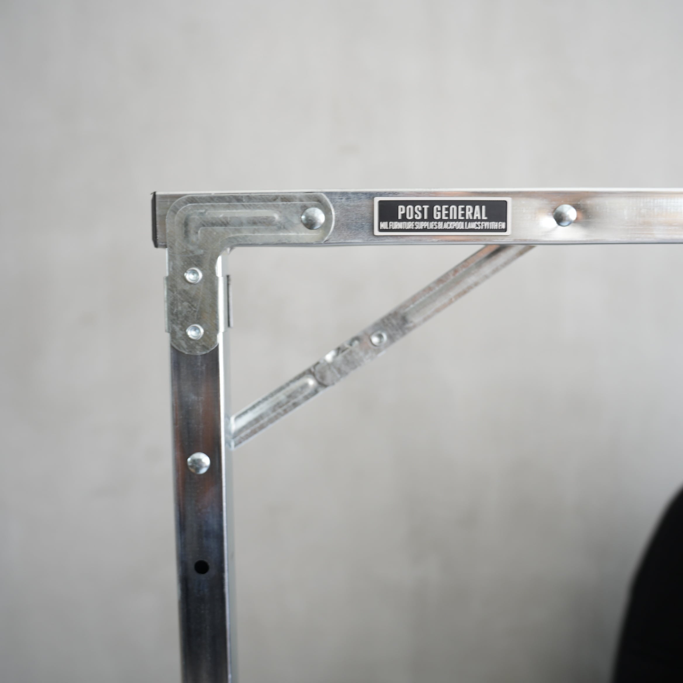 EXHIBITION FOLDABLE HANGER RACK　ブラック