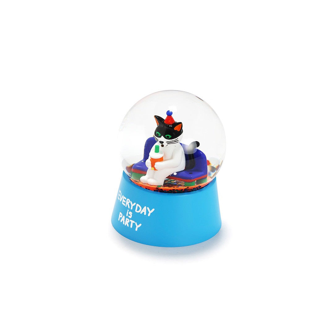 Snow Globe　Everyday is Party
