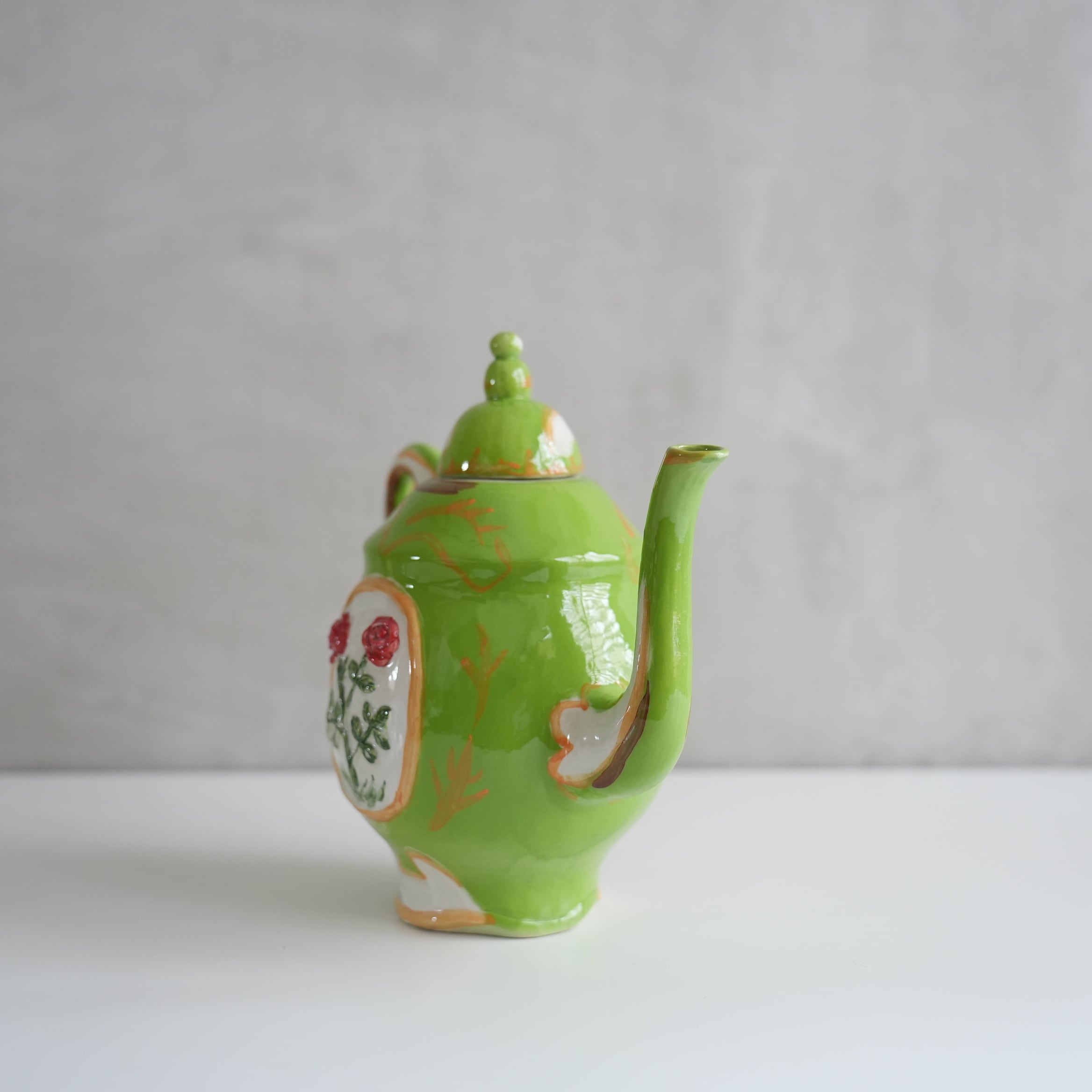 Rose Tea Pot Vase