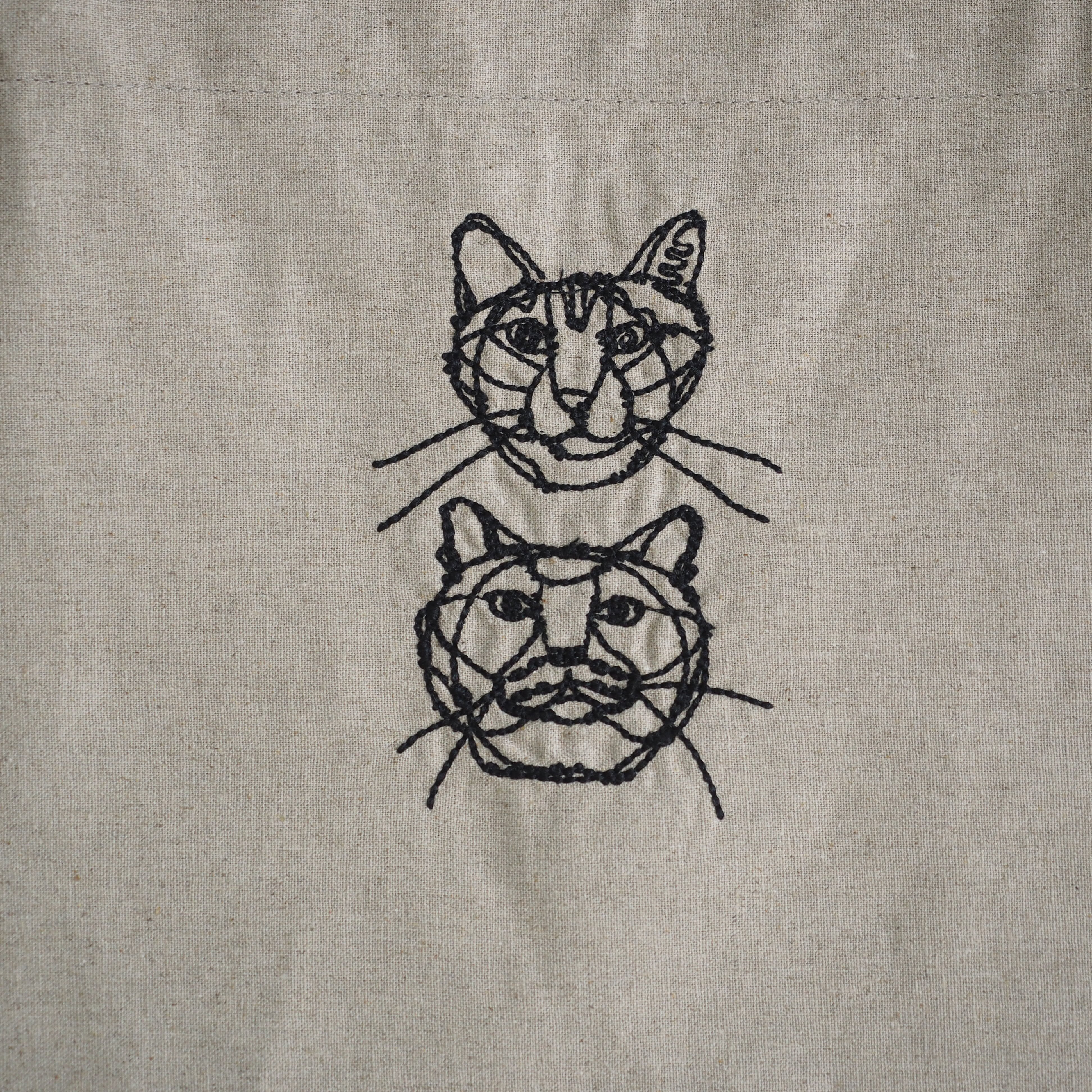 HAyU fabric Apron Cat