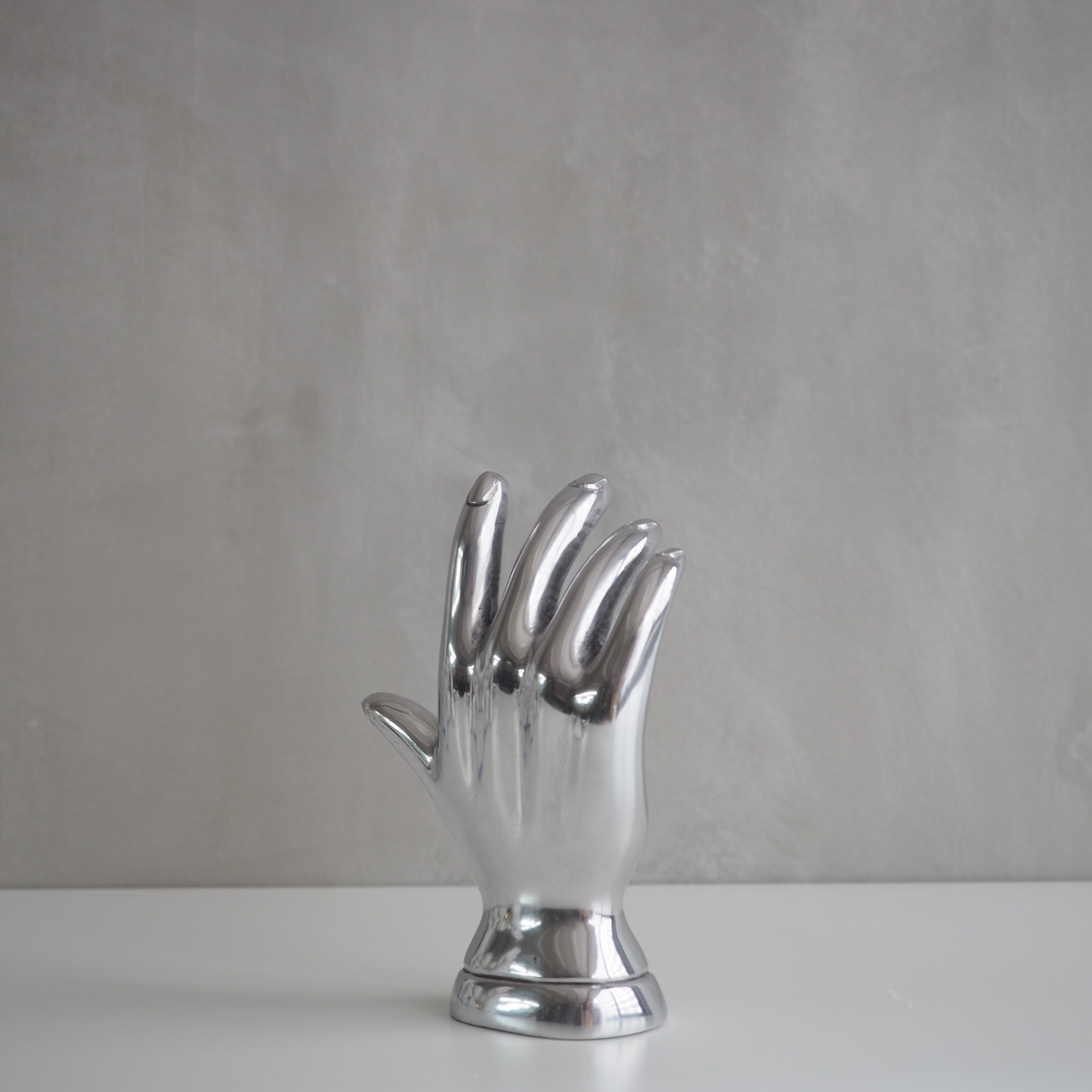 ALUMINIUM HAND