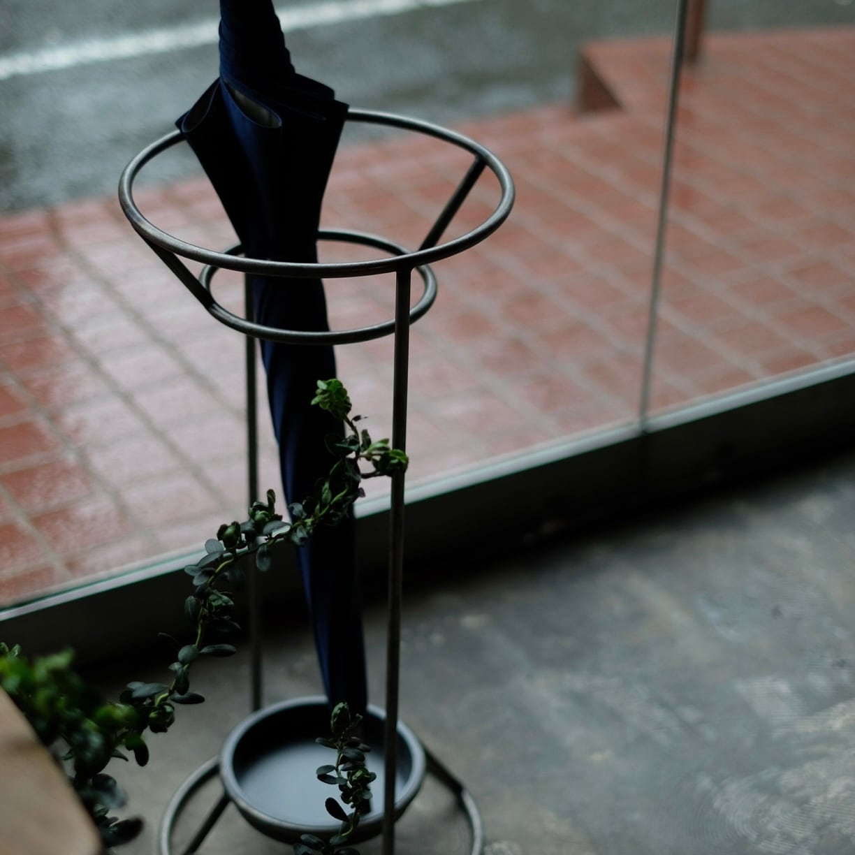 DEW Umbrella Stand