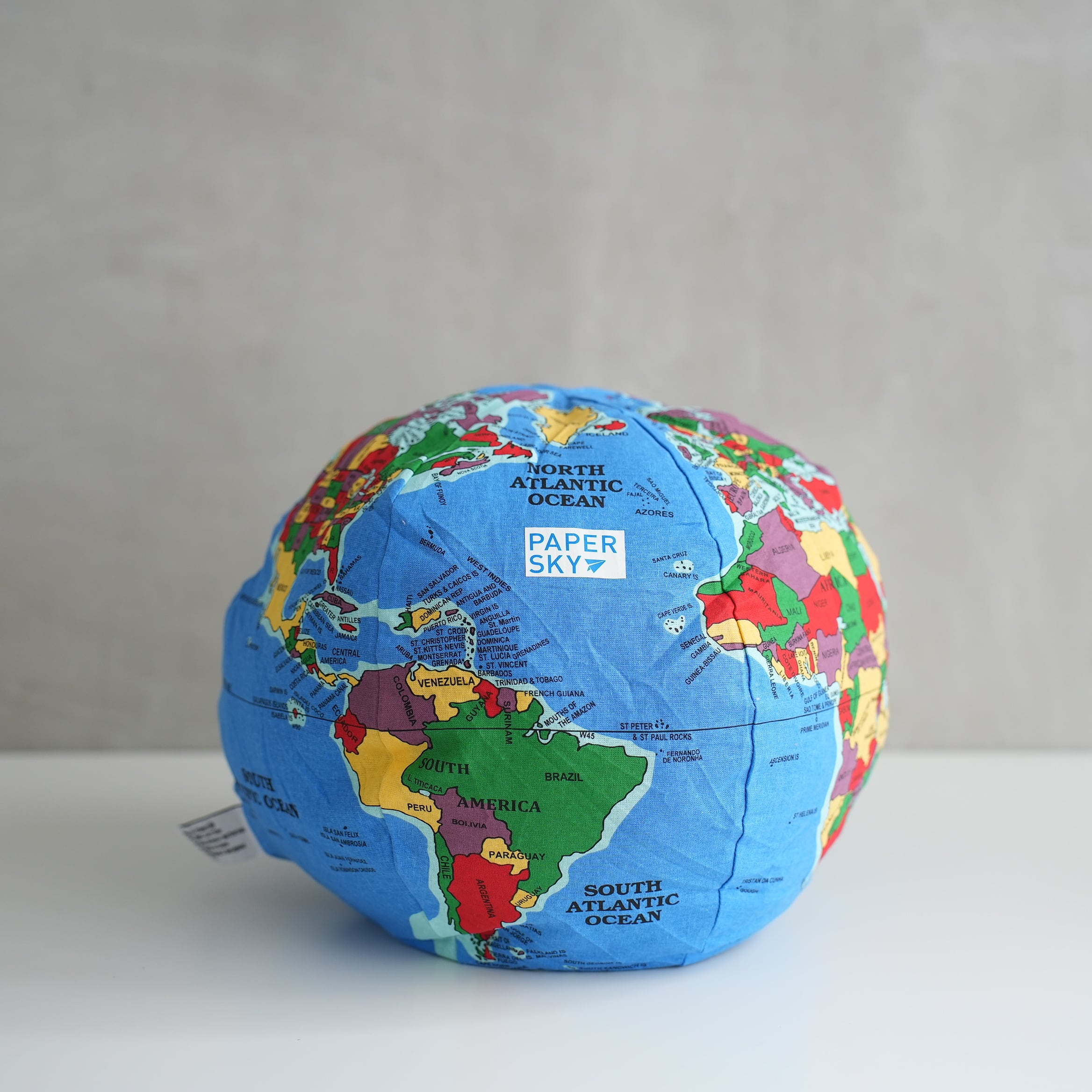 Cushion Globe