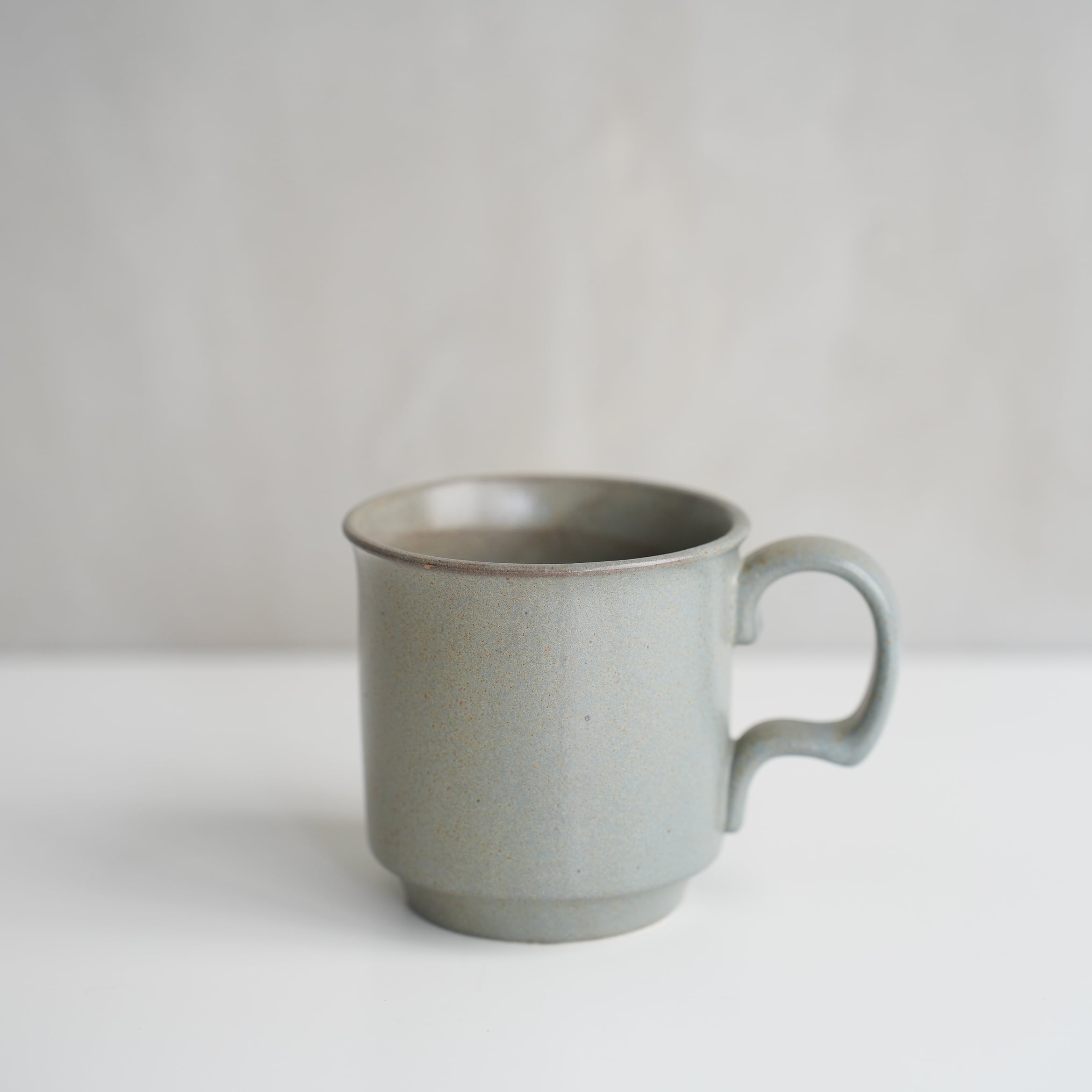 Ancient Pottery Mug　Gray