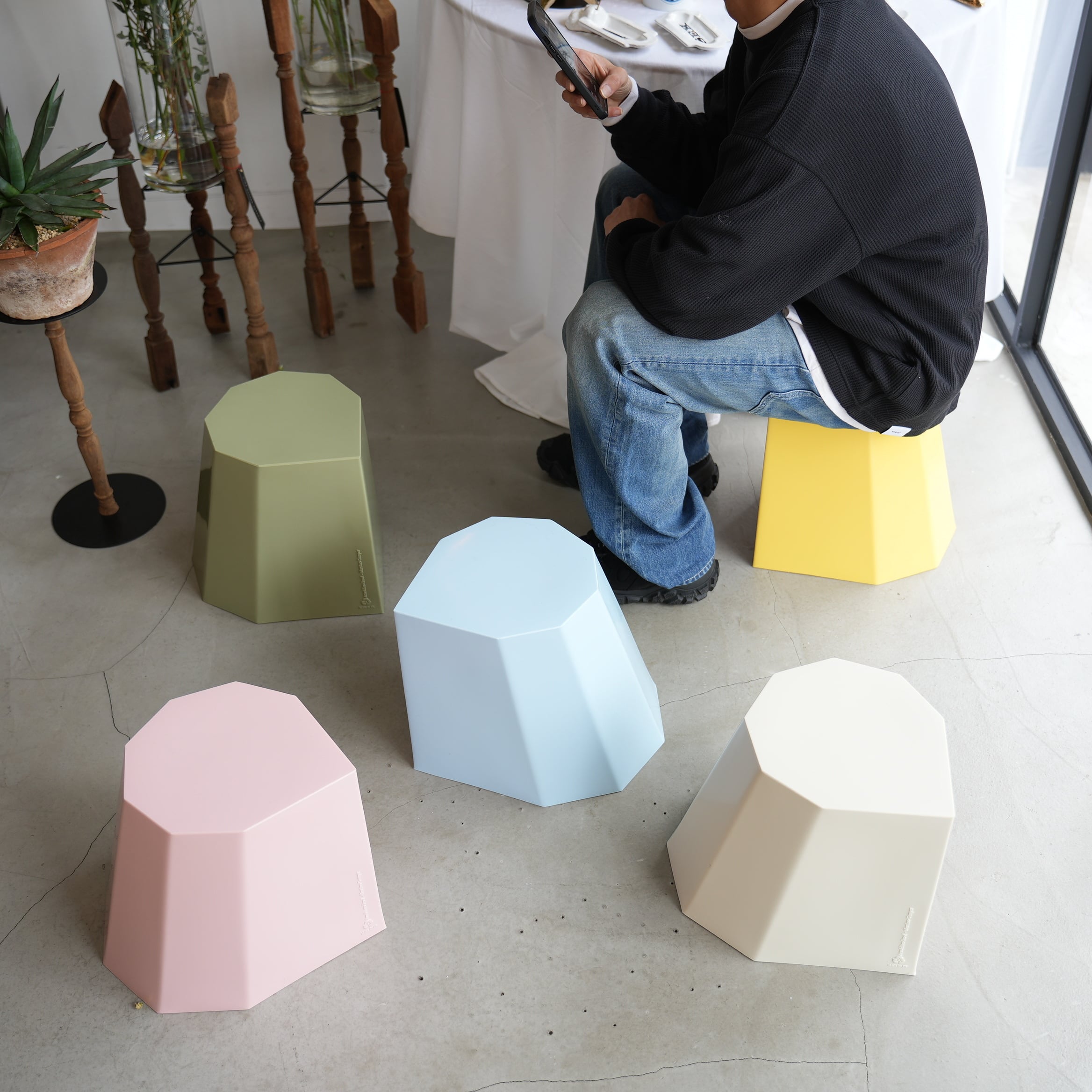 Arnoldino Stool