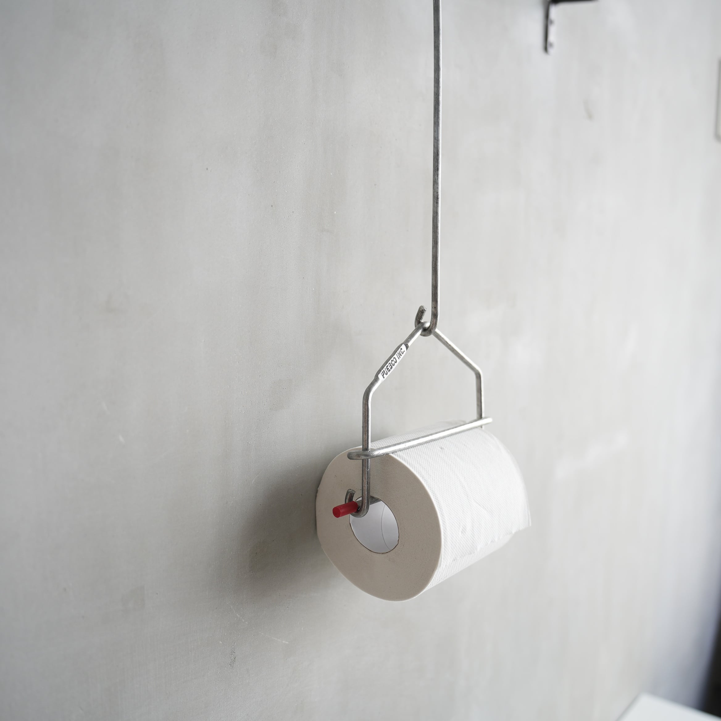 TOILET PAPER HANGER