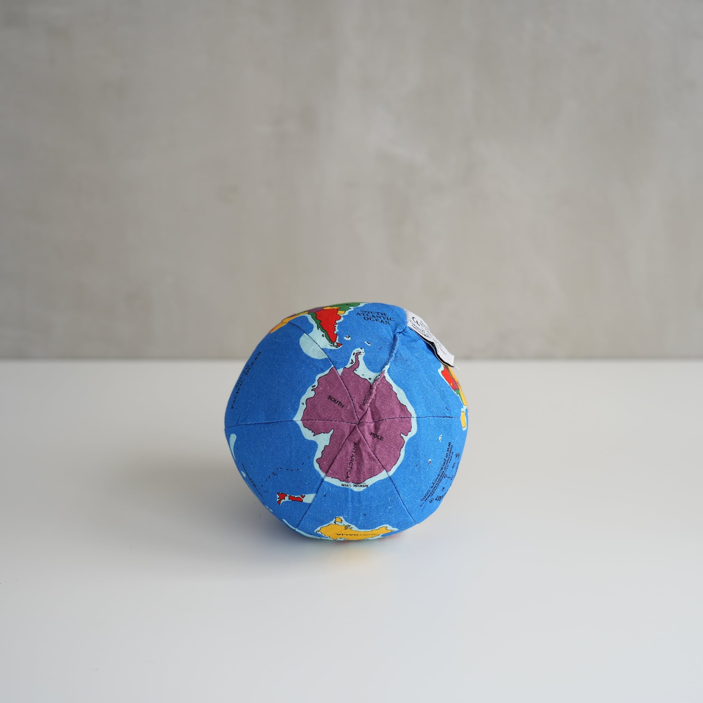 Cushion Globe mini