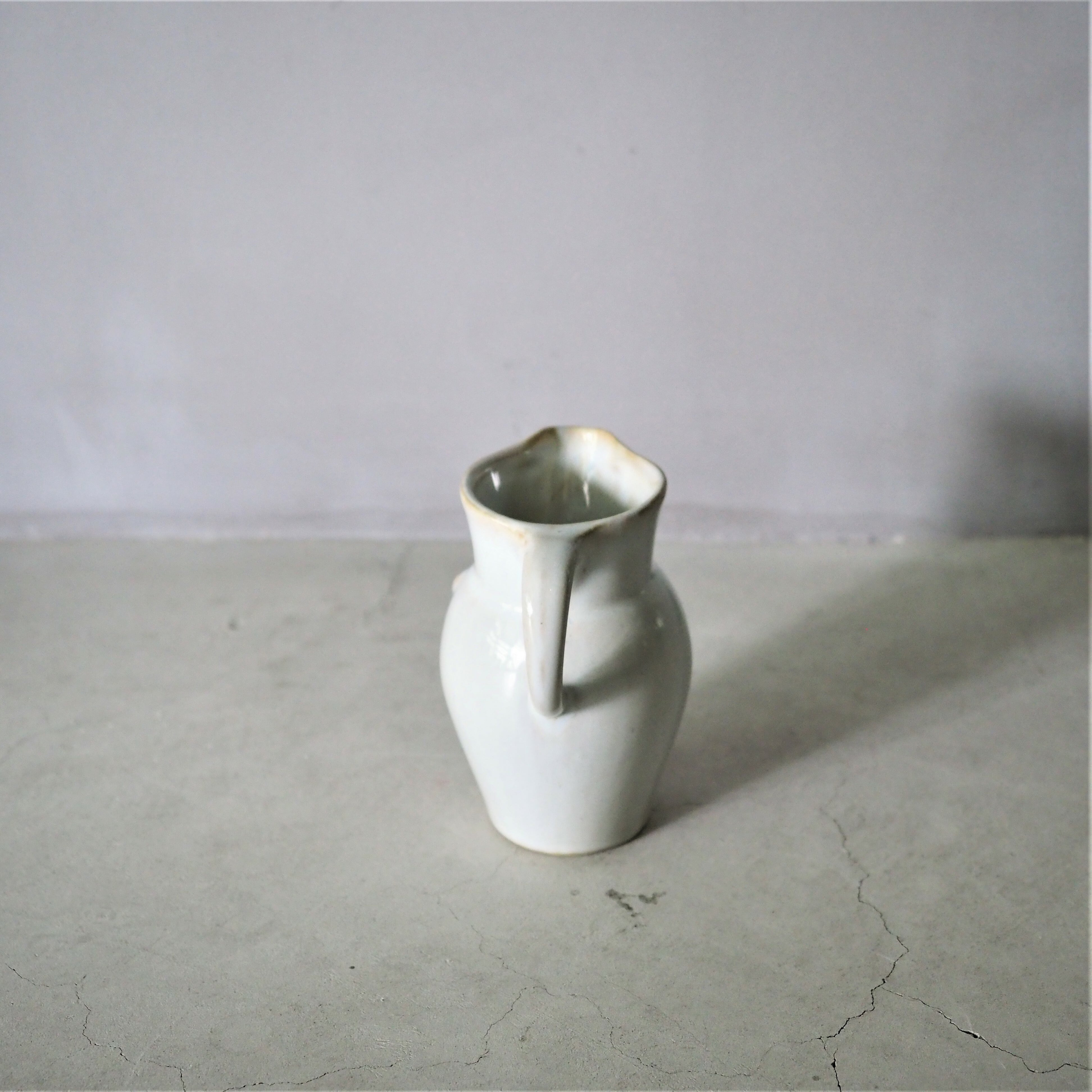 Pitcher S TB-010