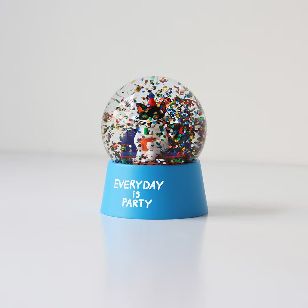 Snow Globe　Everyday is Party