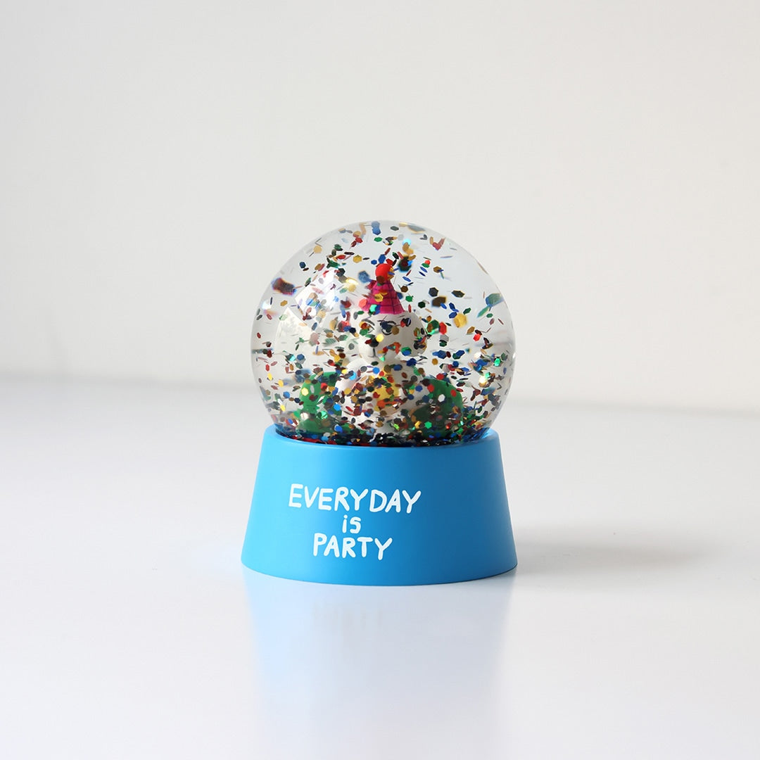 Snow Globe　Everyday is Party