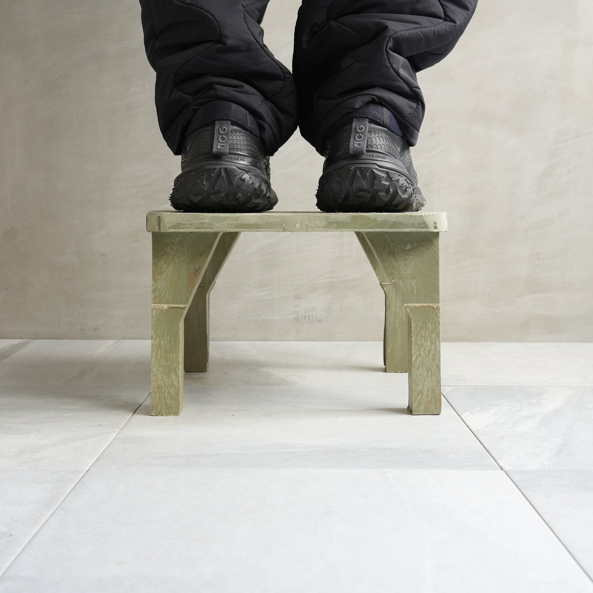 RECYCLED PLASTIC STEP STOOL / High