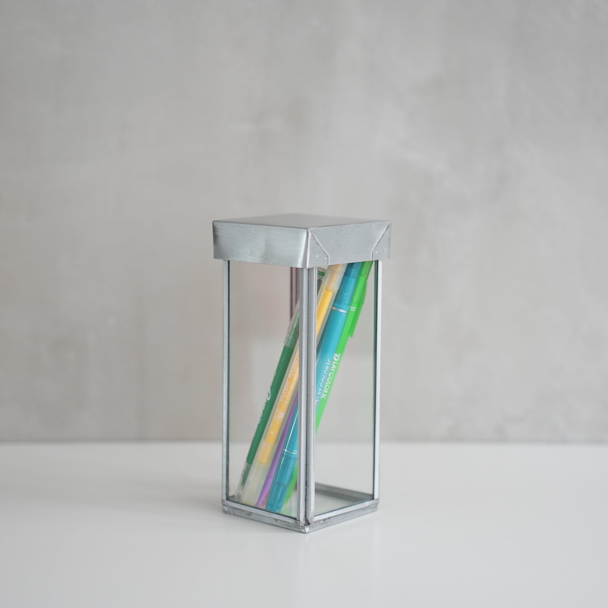 GLASS BOX WITH RECYCLE STEEL LID / Pen Stand