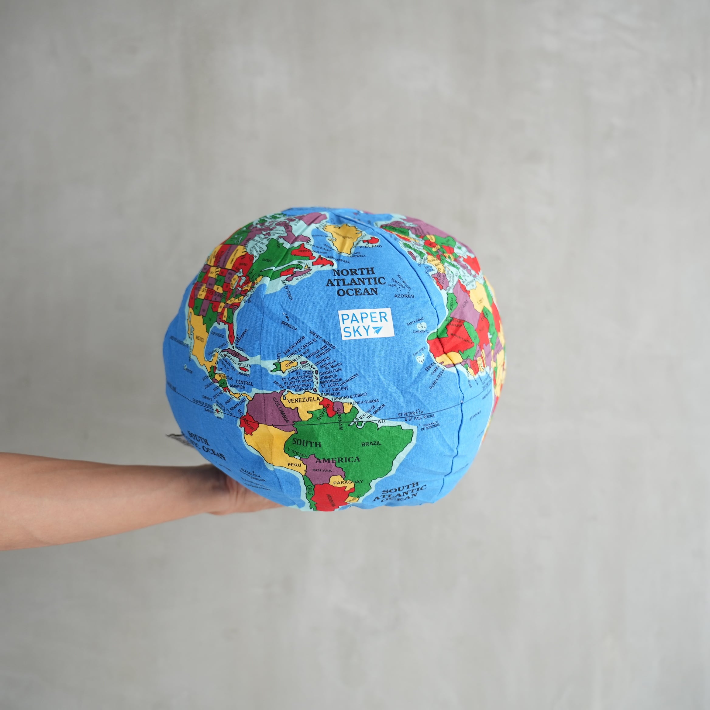 Cushion Globe