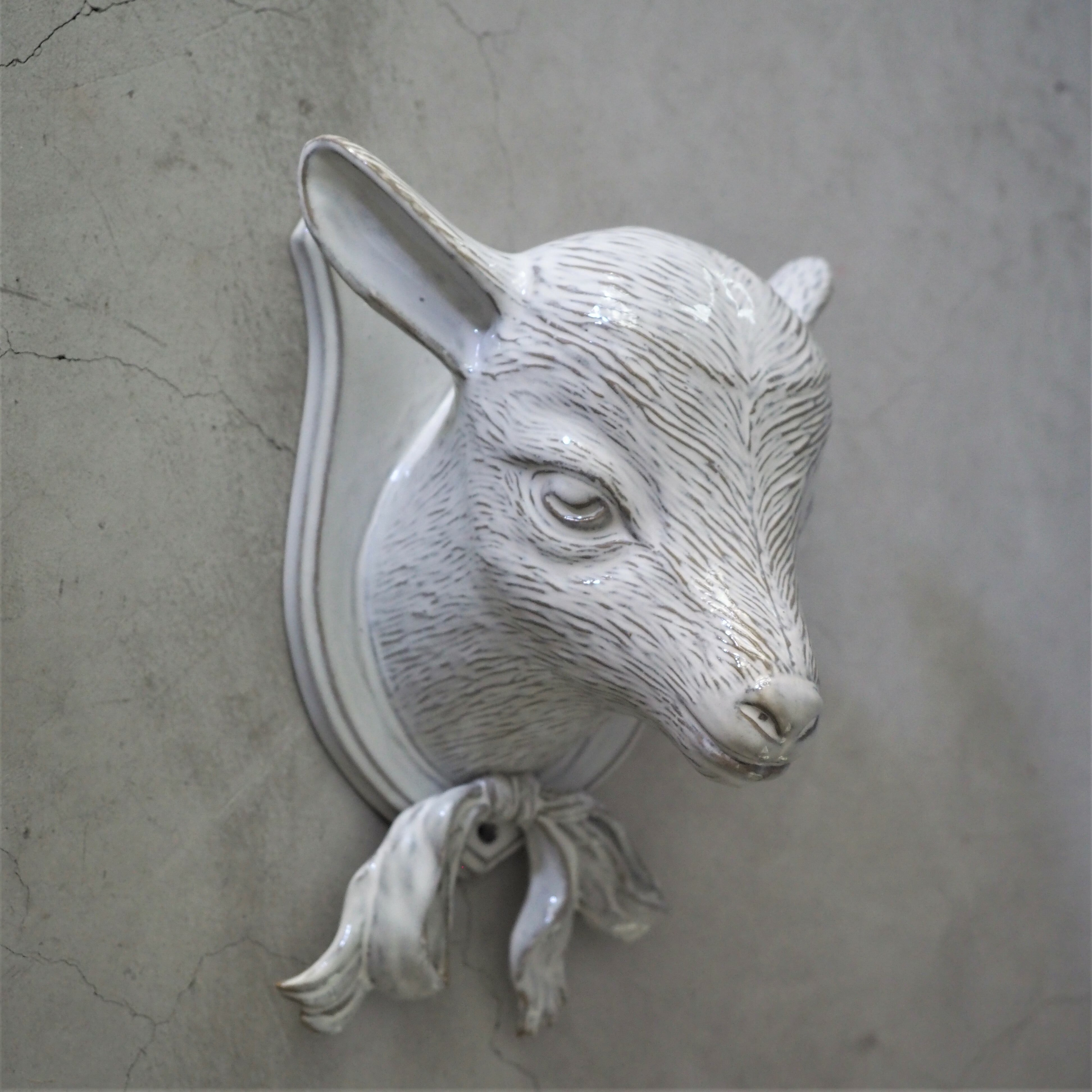 Baby Goat Trophy SC-004