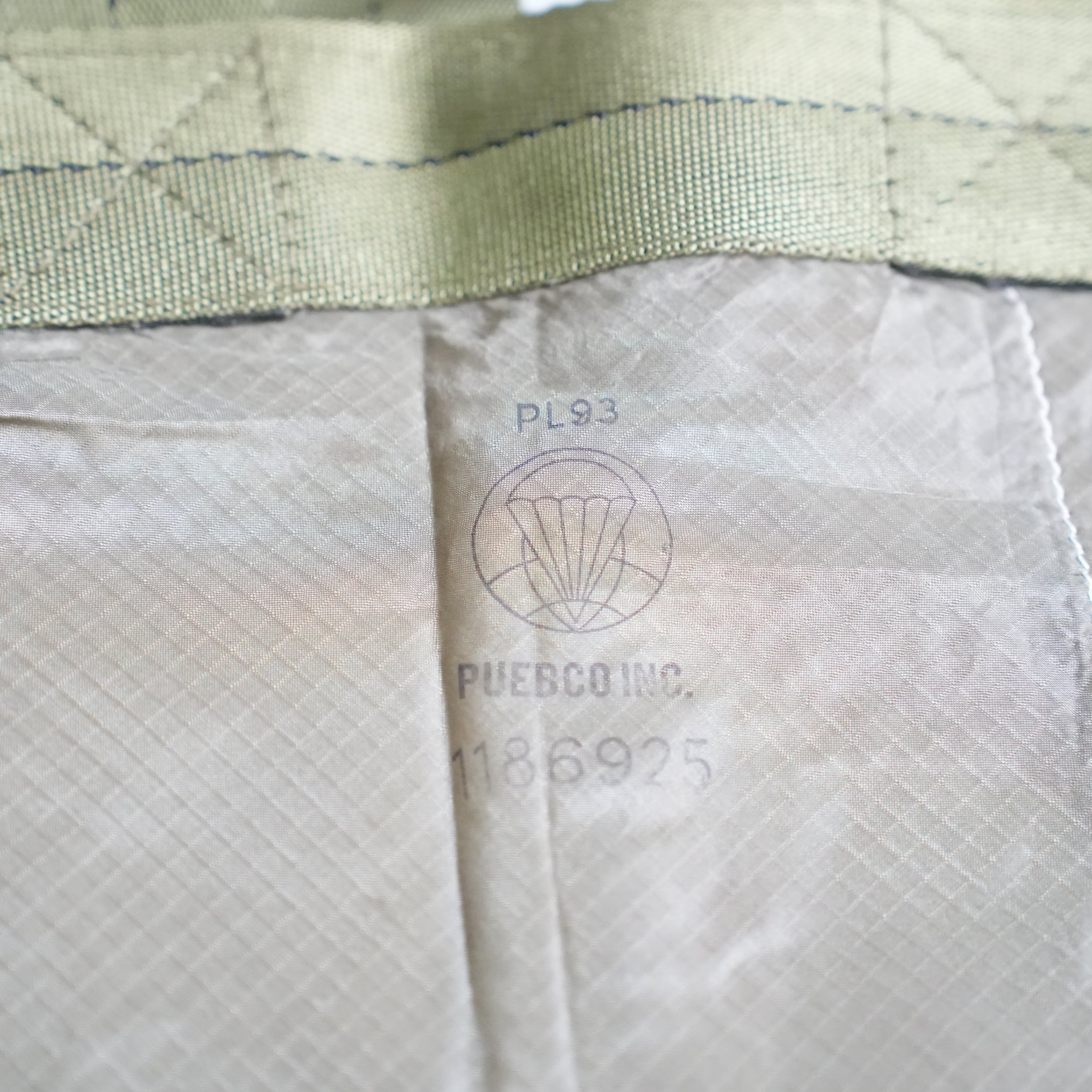 VINTAGE PARACHUTE LIGHT 2-WAY BAG Olive