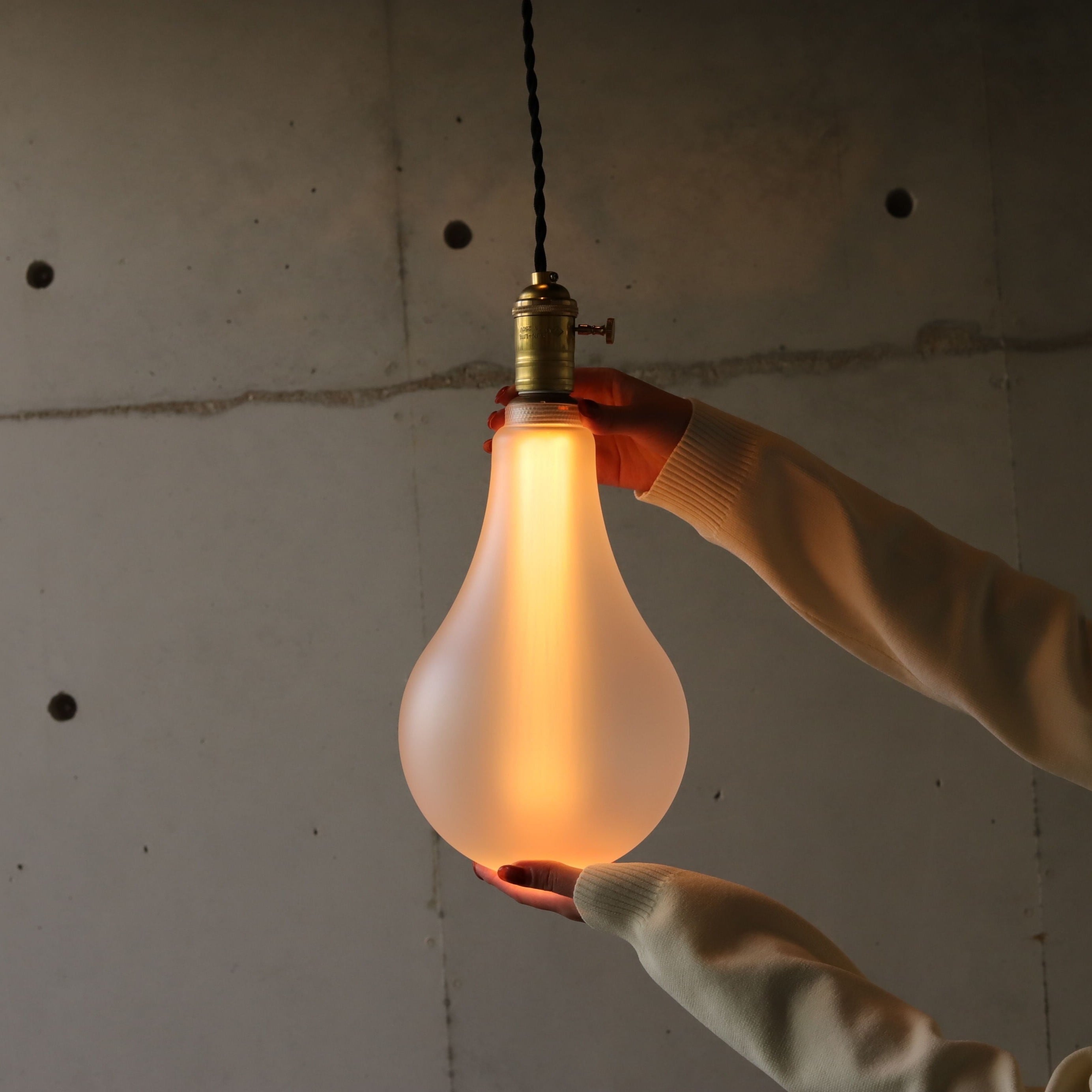 NOSTALGIA LED Bulb BIG　FROST