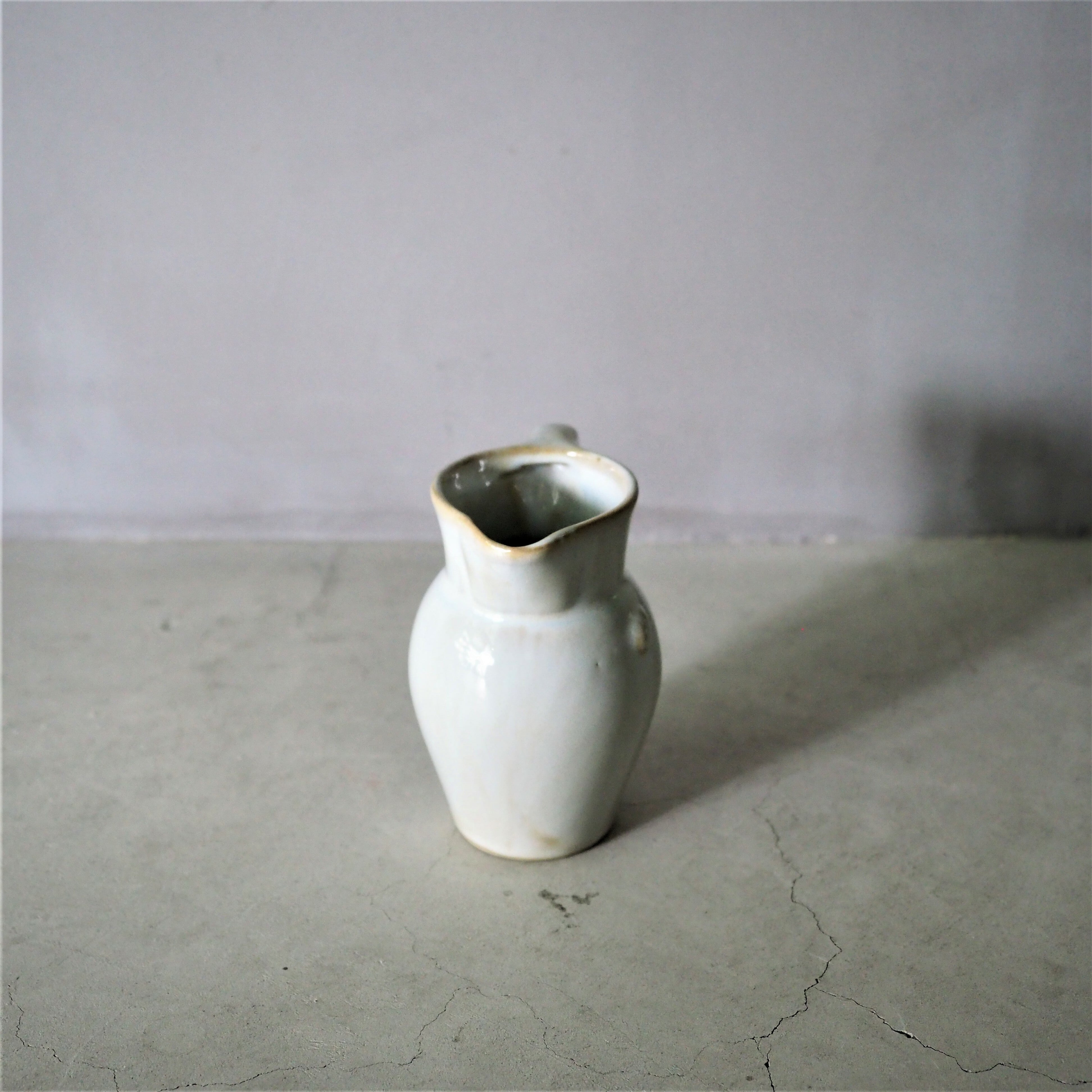 Pitcher S TB-010