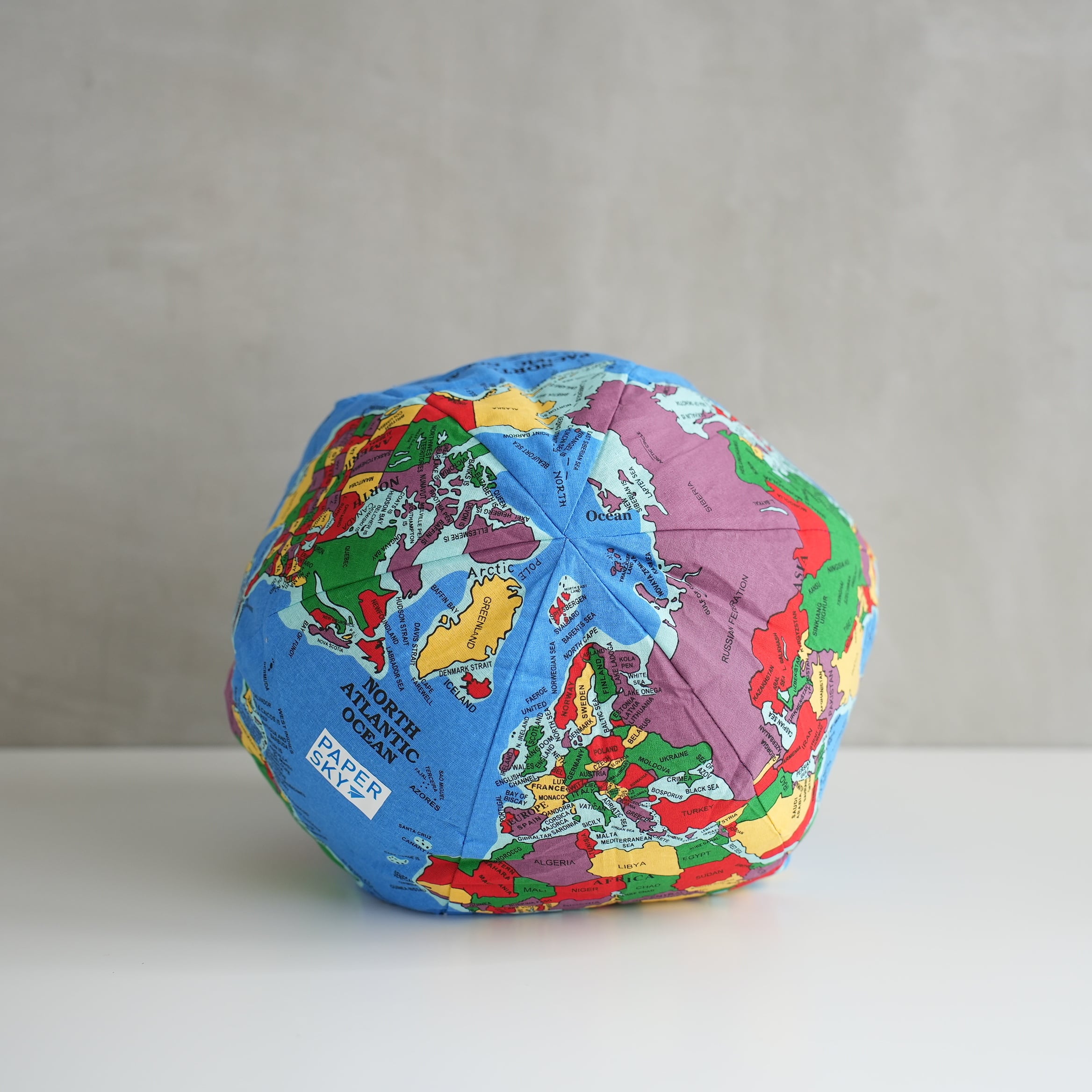 Cushion Globe