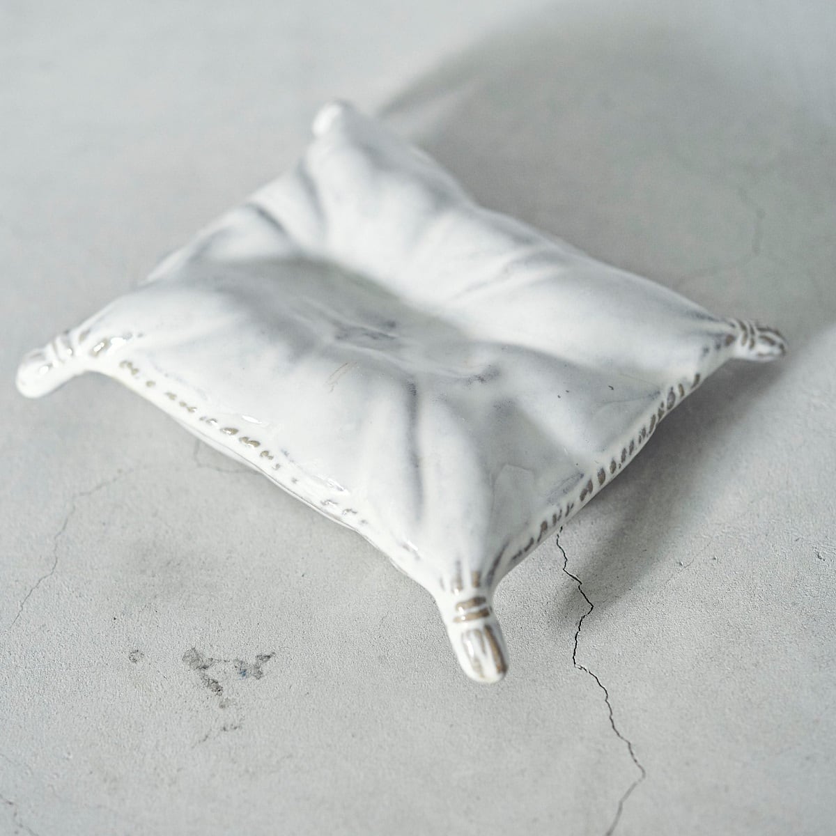 Pillow Utensil Resting TB-036