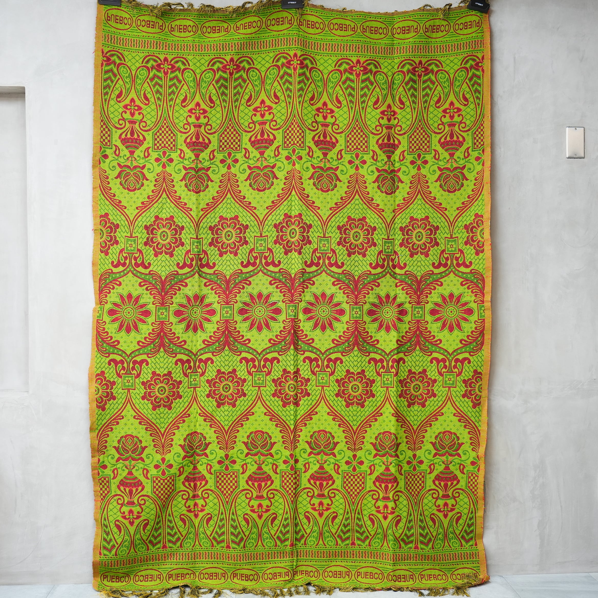 REVERSIBLE JACQUARD RUG / Green