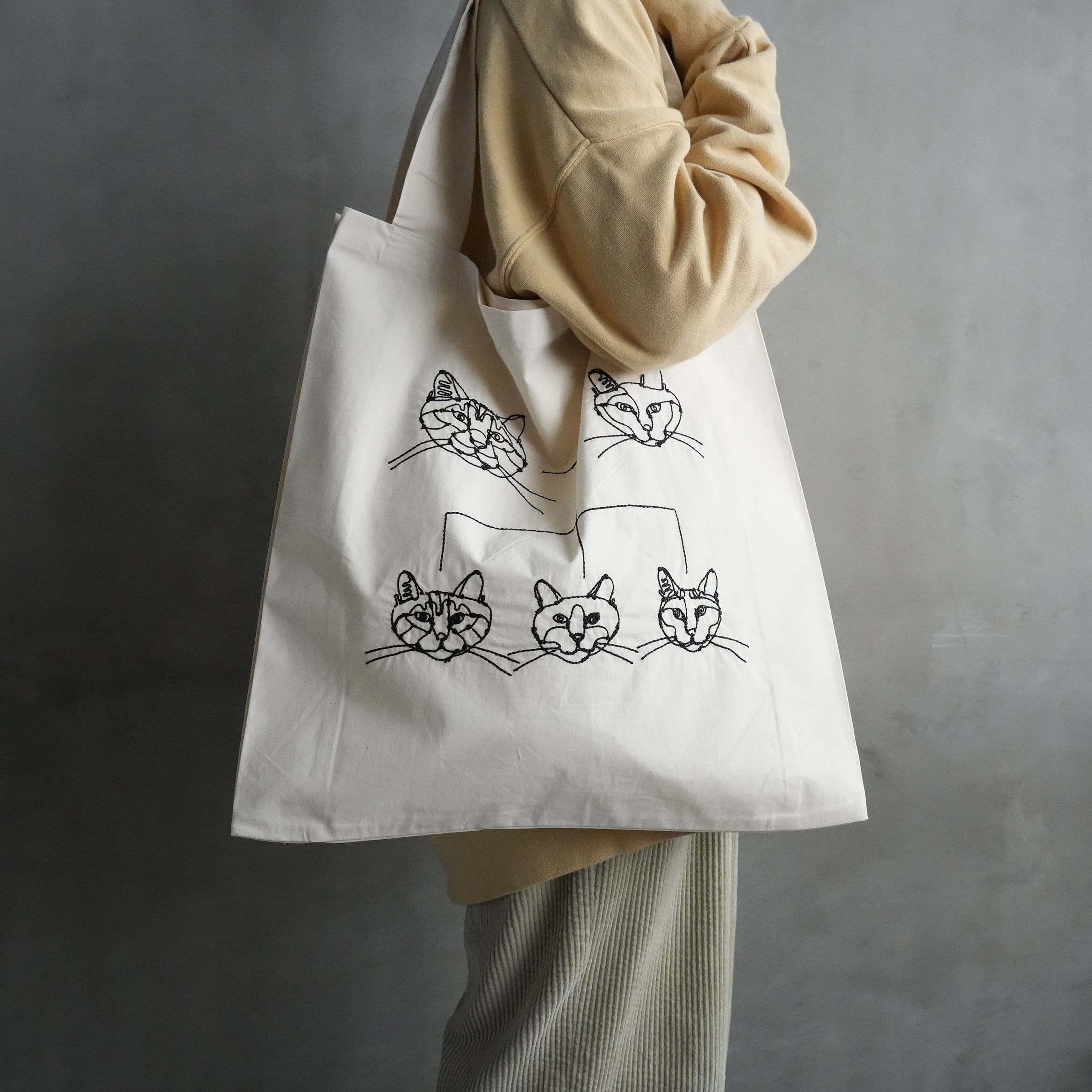 HAyU Twin Tote Bag