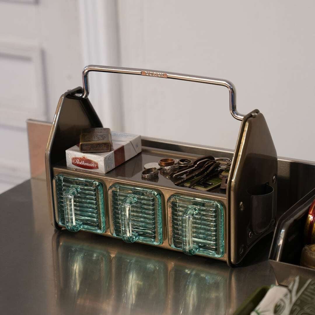 Table Organizer