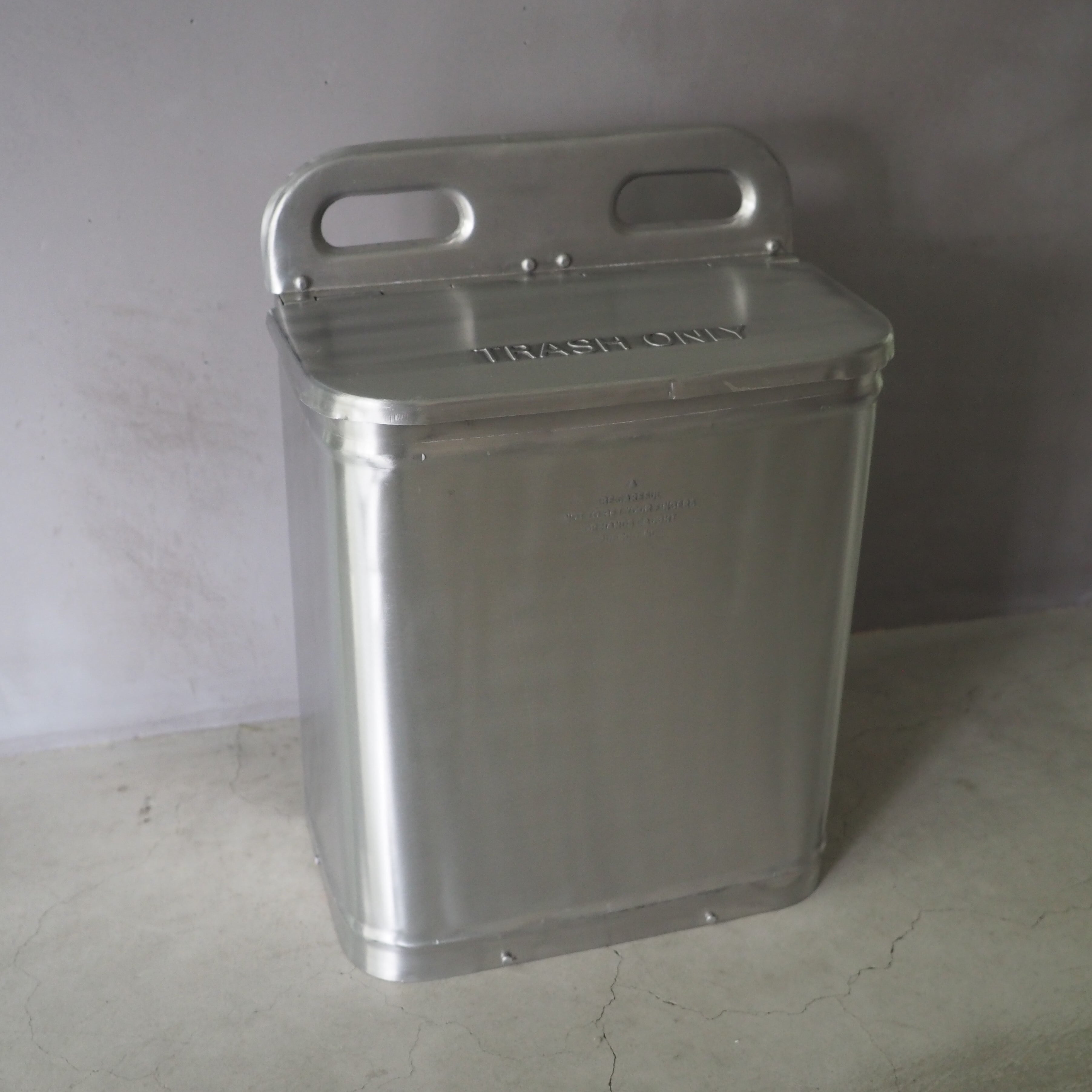 ALUMINIUM TRASHCAN