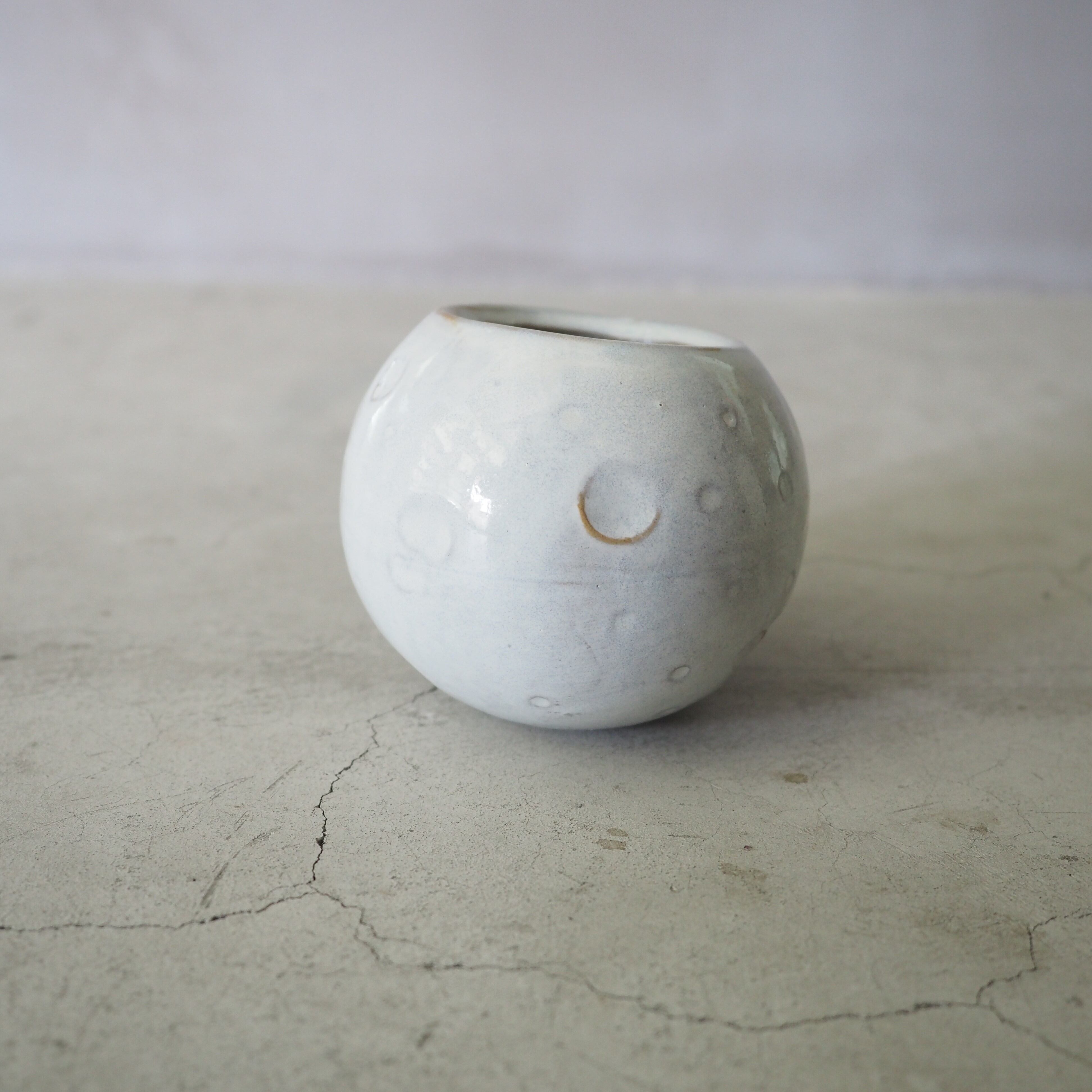 Moon Vase L MN-002