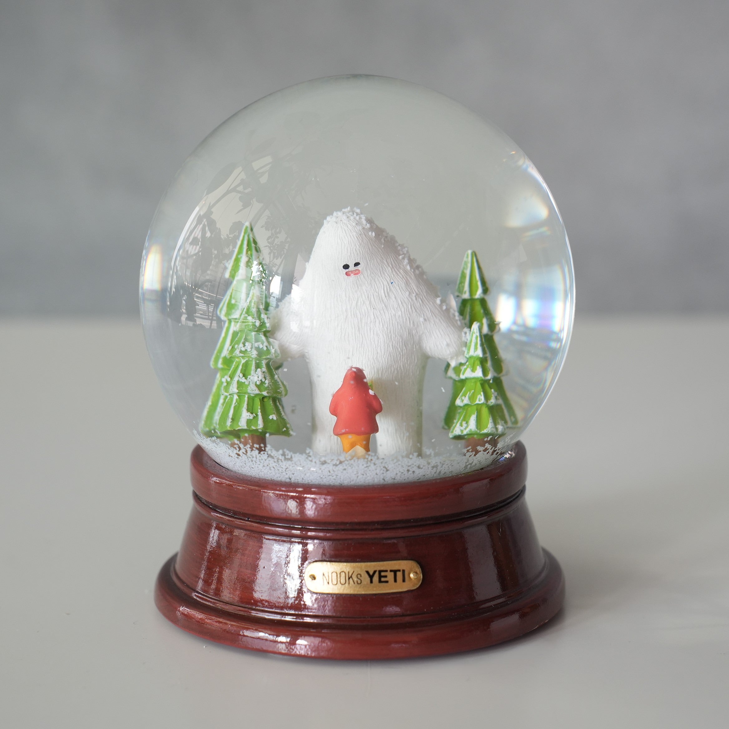 Yeti Snow Dome