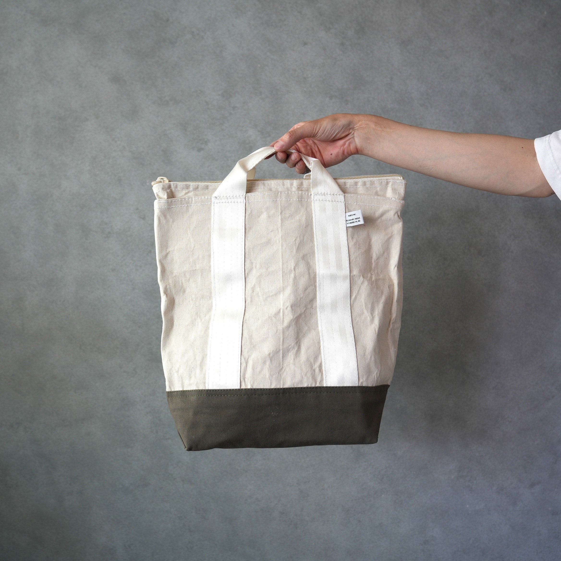 Laminated Fabric × Vintage Fabric Bag　40 × 35