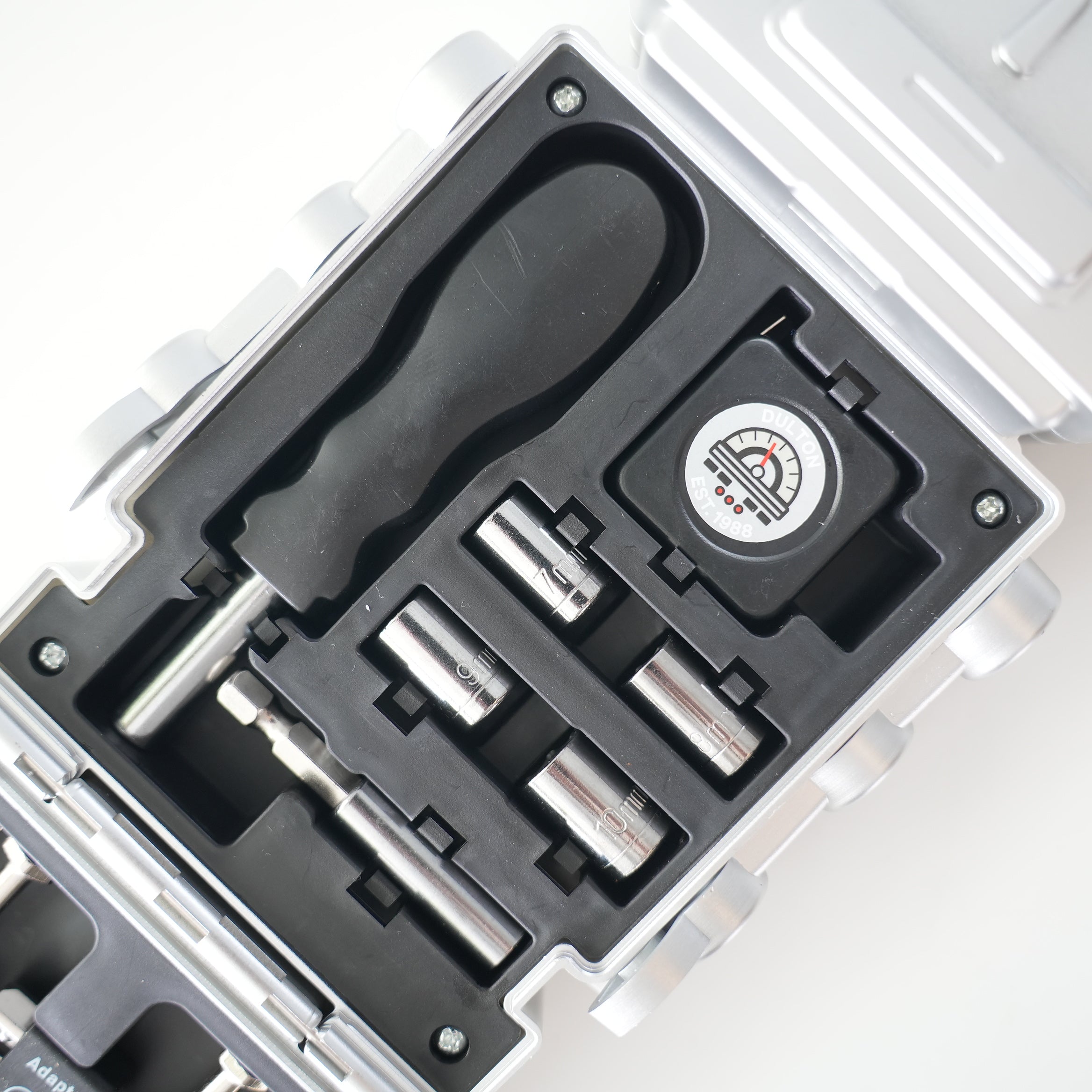 TOOL KIT ROBOT