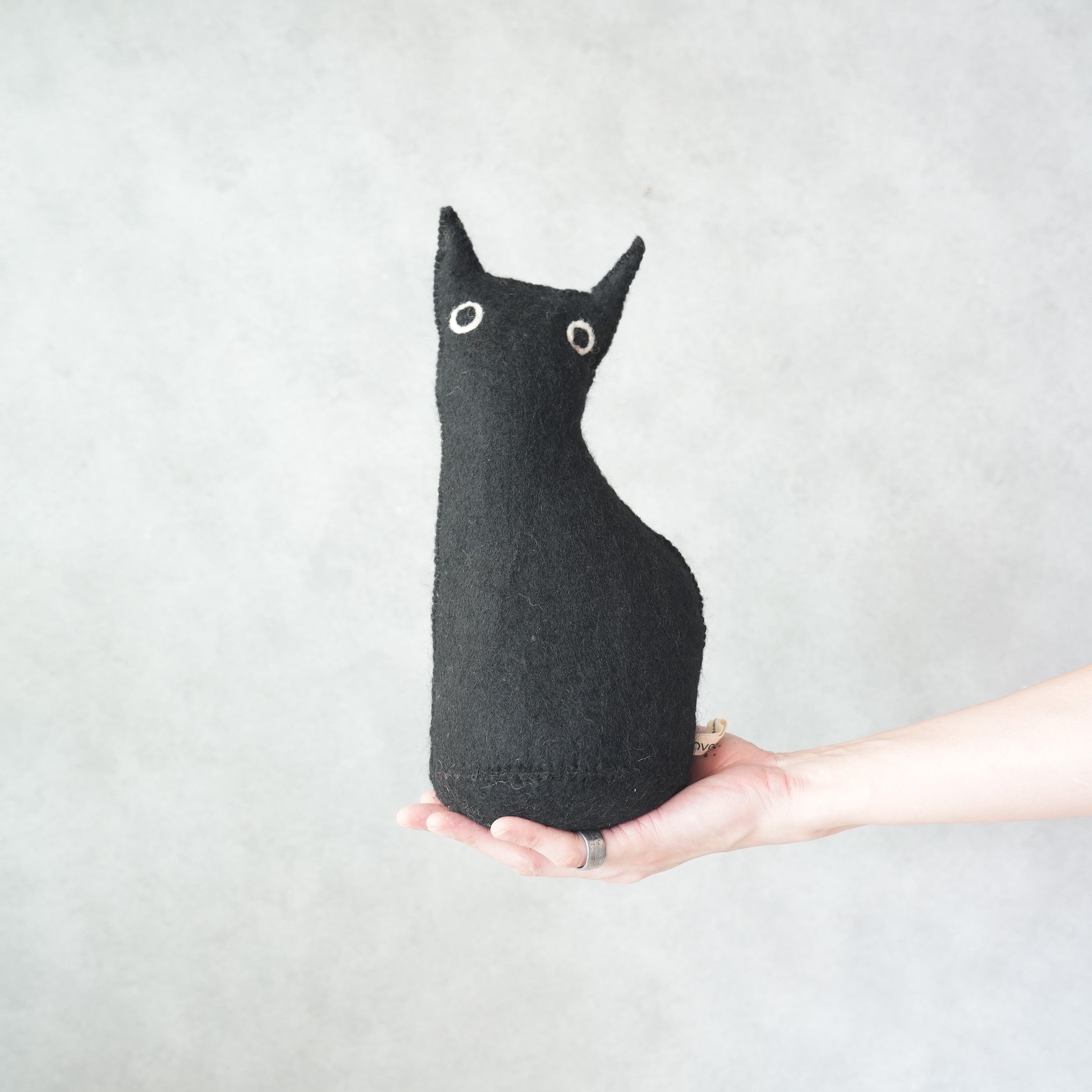 DOOR STOP/BOOKEND　THE CURIOUS