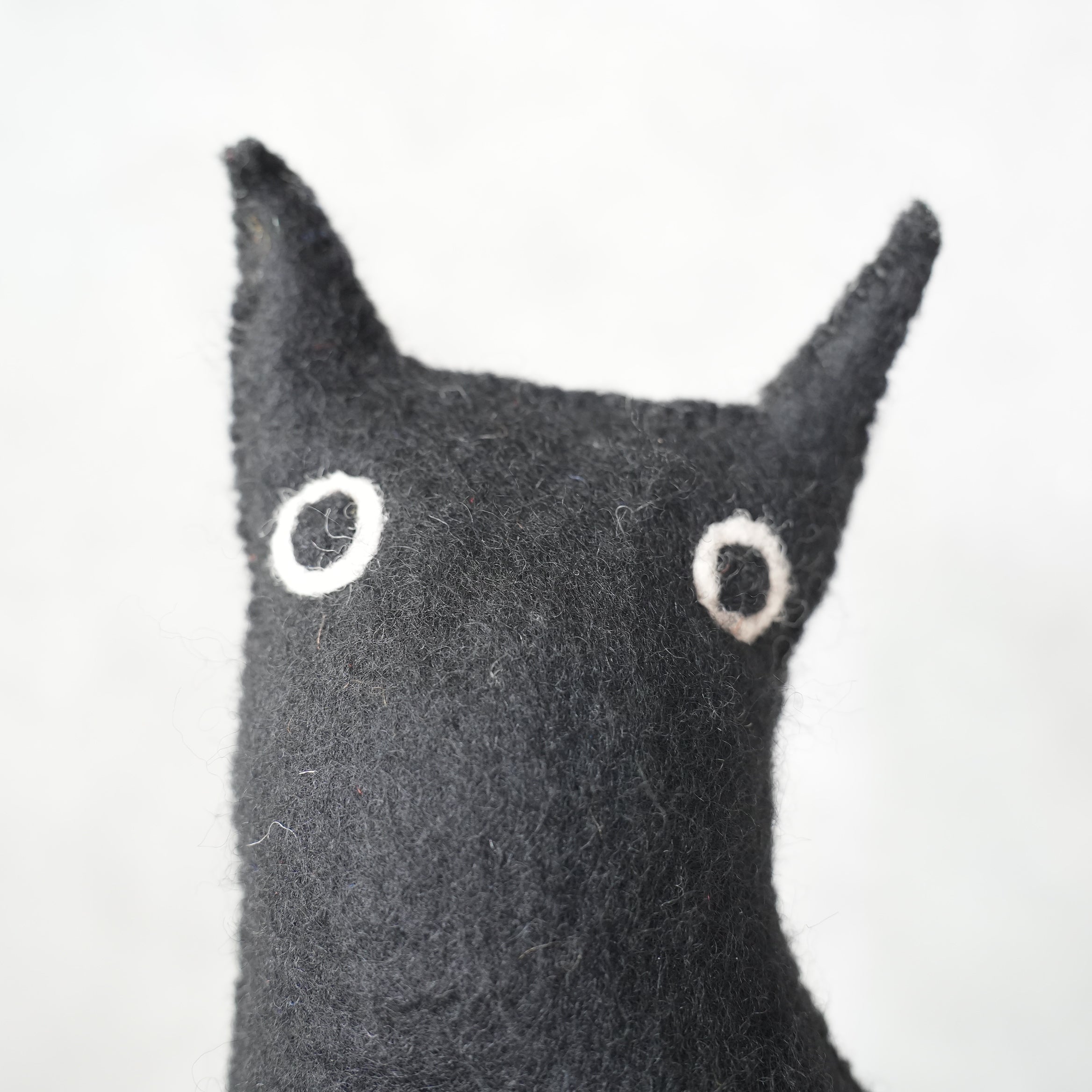 DOOR STOP/BOOKEND　THE CURIOUS