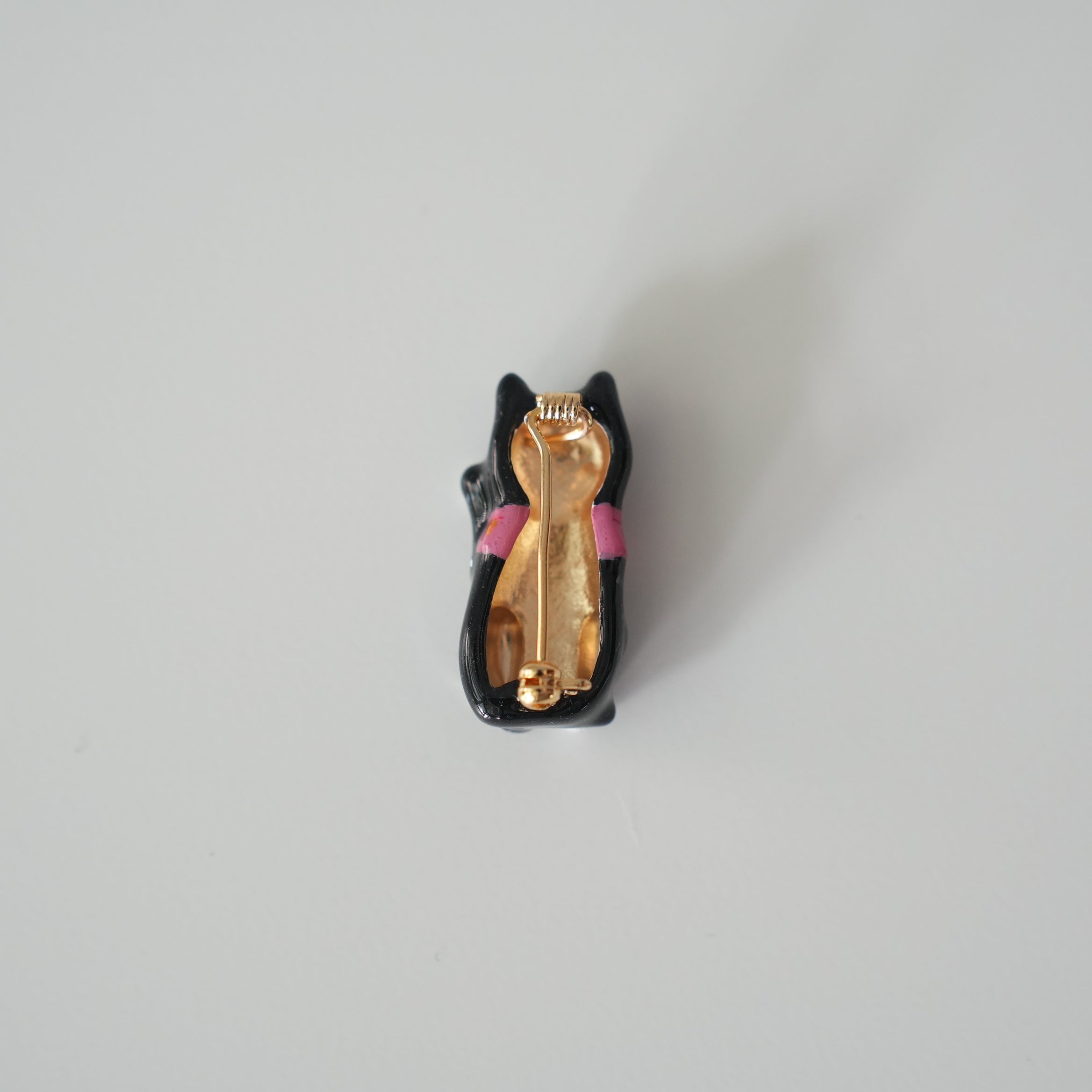 Nathalie Lete Brooch　Full Body