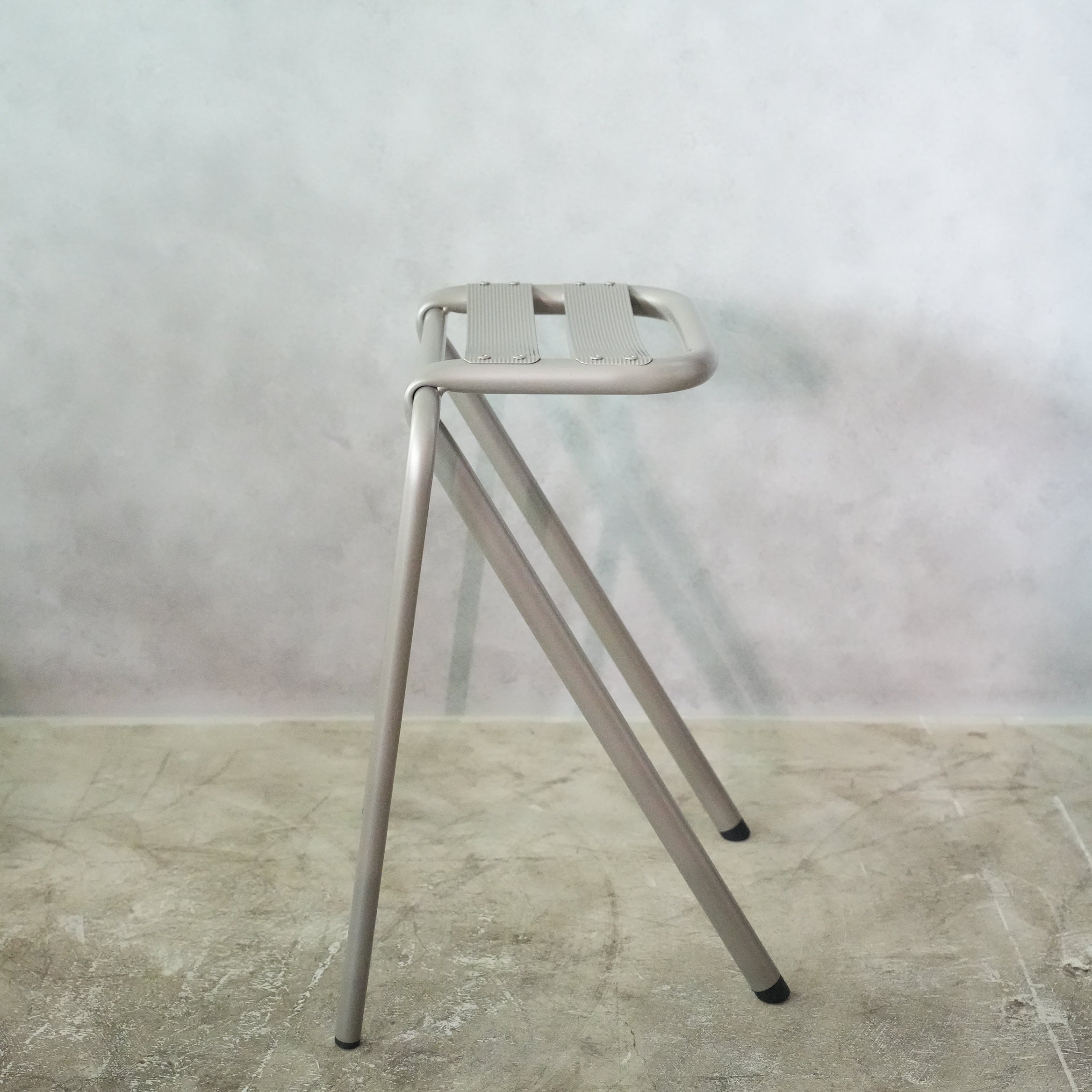 BENT STOOL