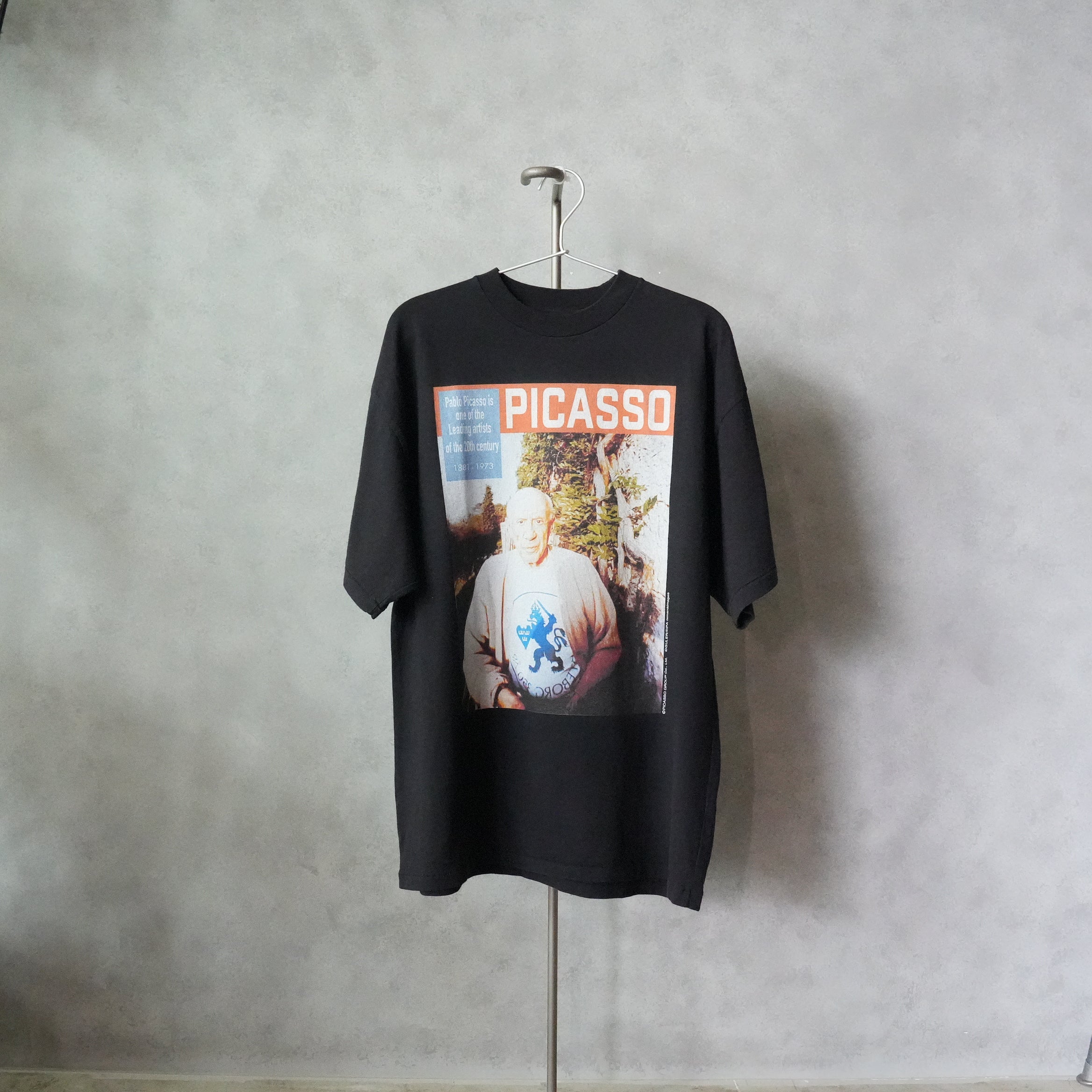 one of the Leading artists Tee