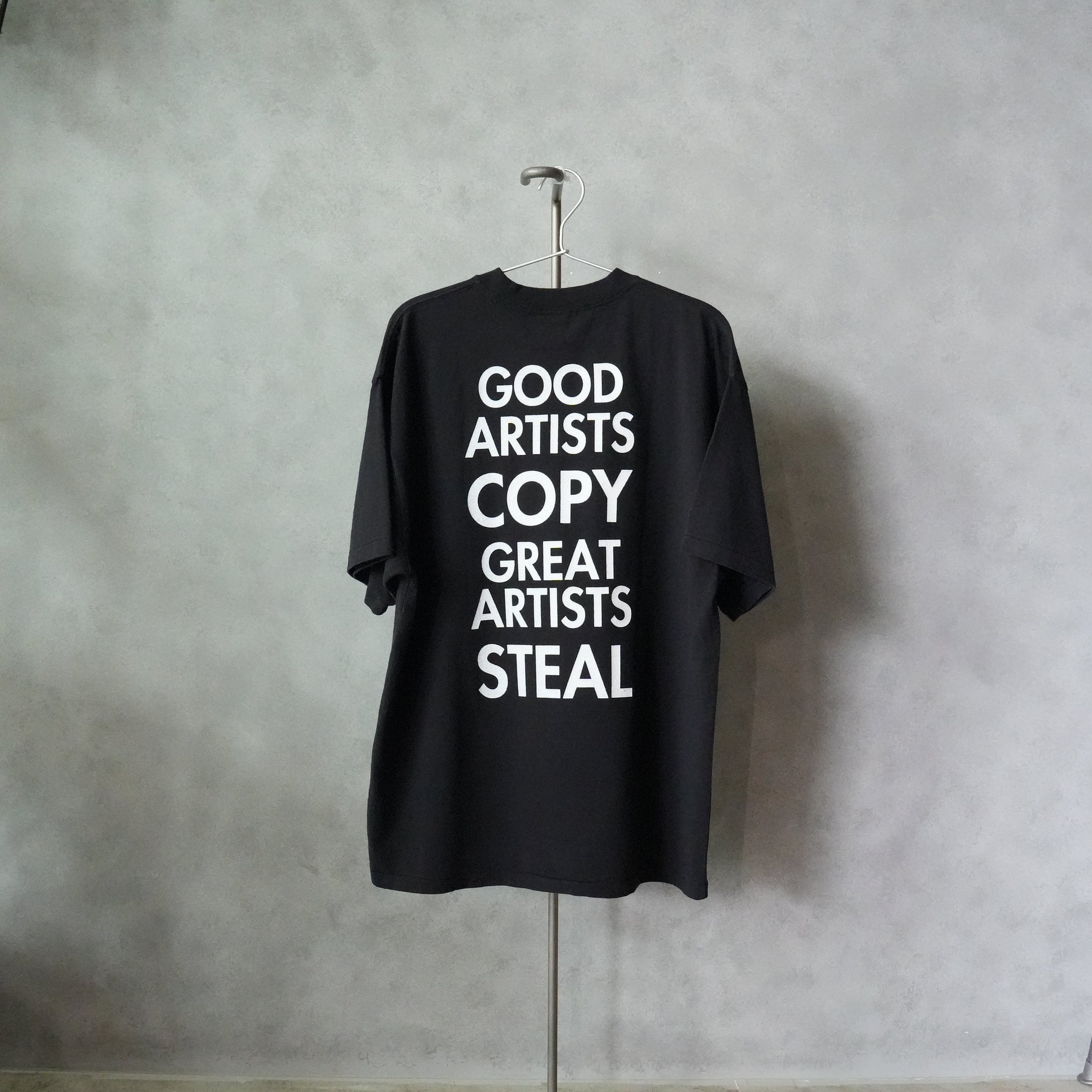 one of the Leading artists Tee