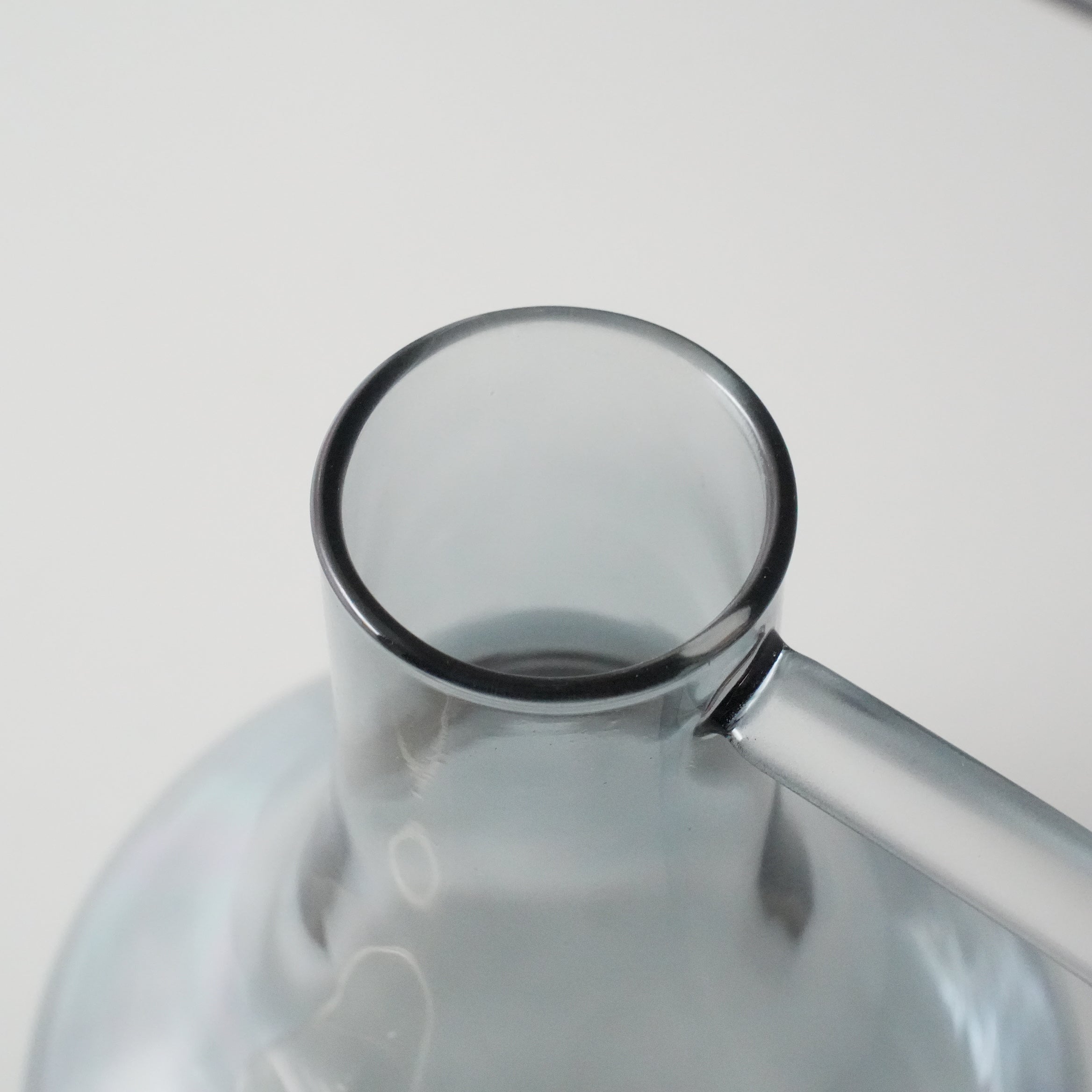 Lightly Glass Flower Vase