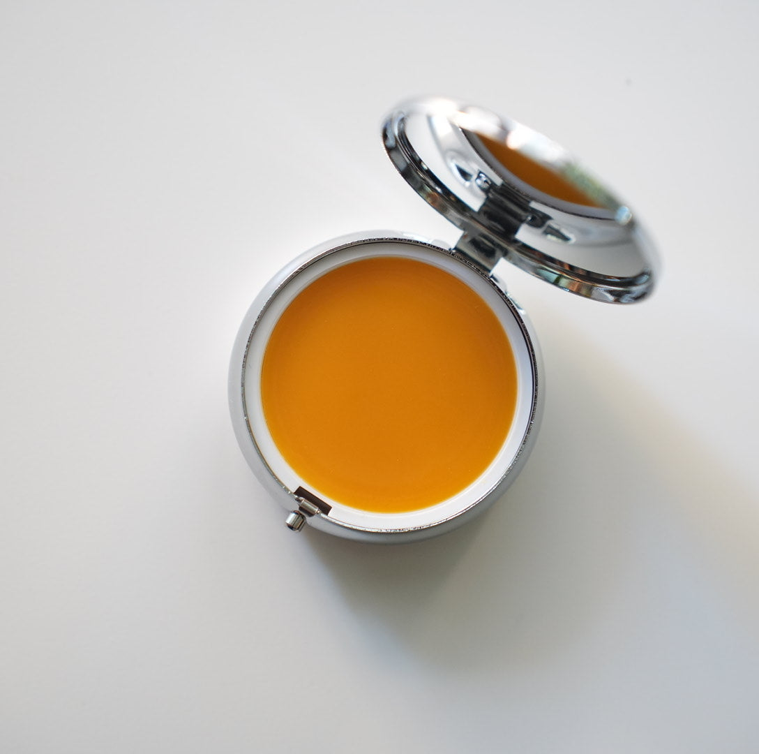 Lip Balm / Circular Dove