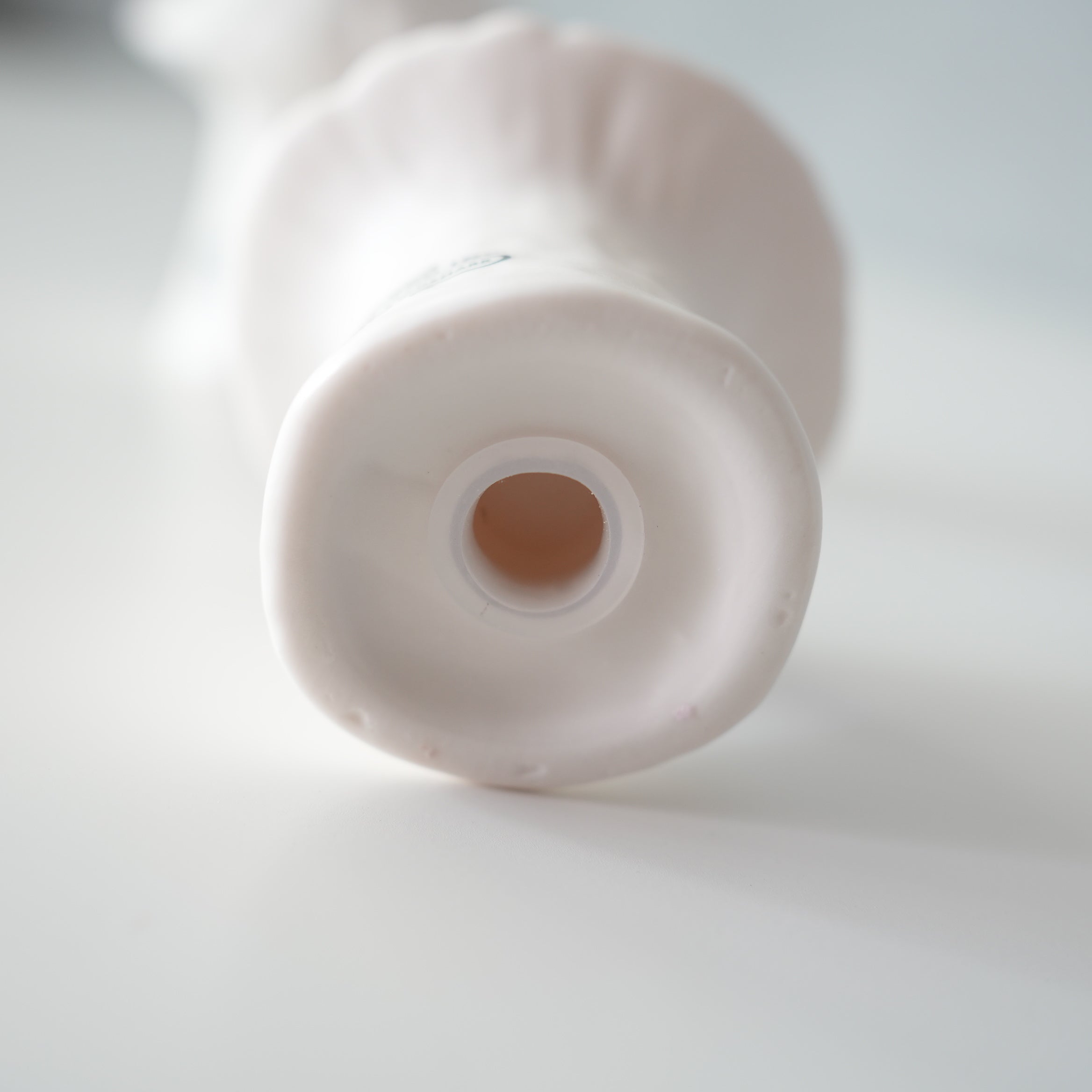 CERAMIC SALT & PEPPER SHAKER SET