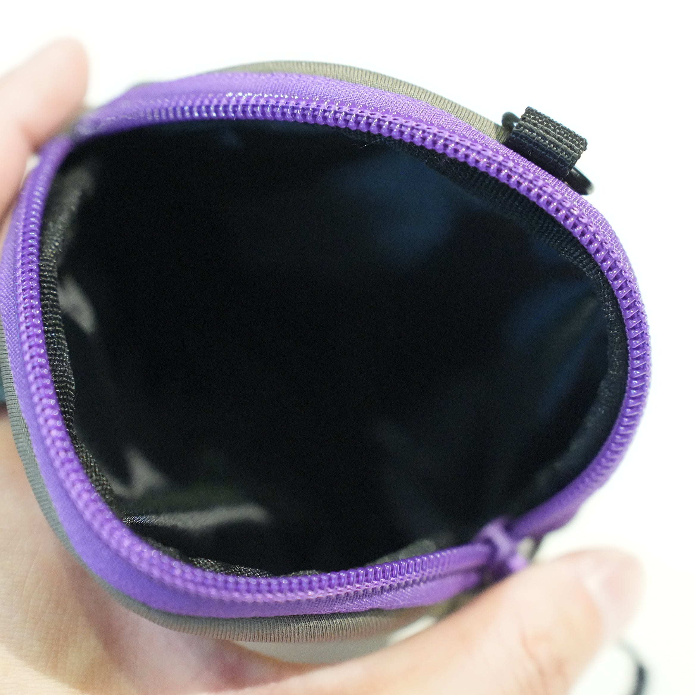 NEOPRENE TALKATIVE POUCH