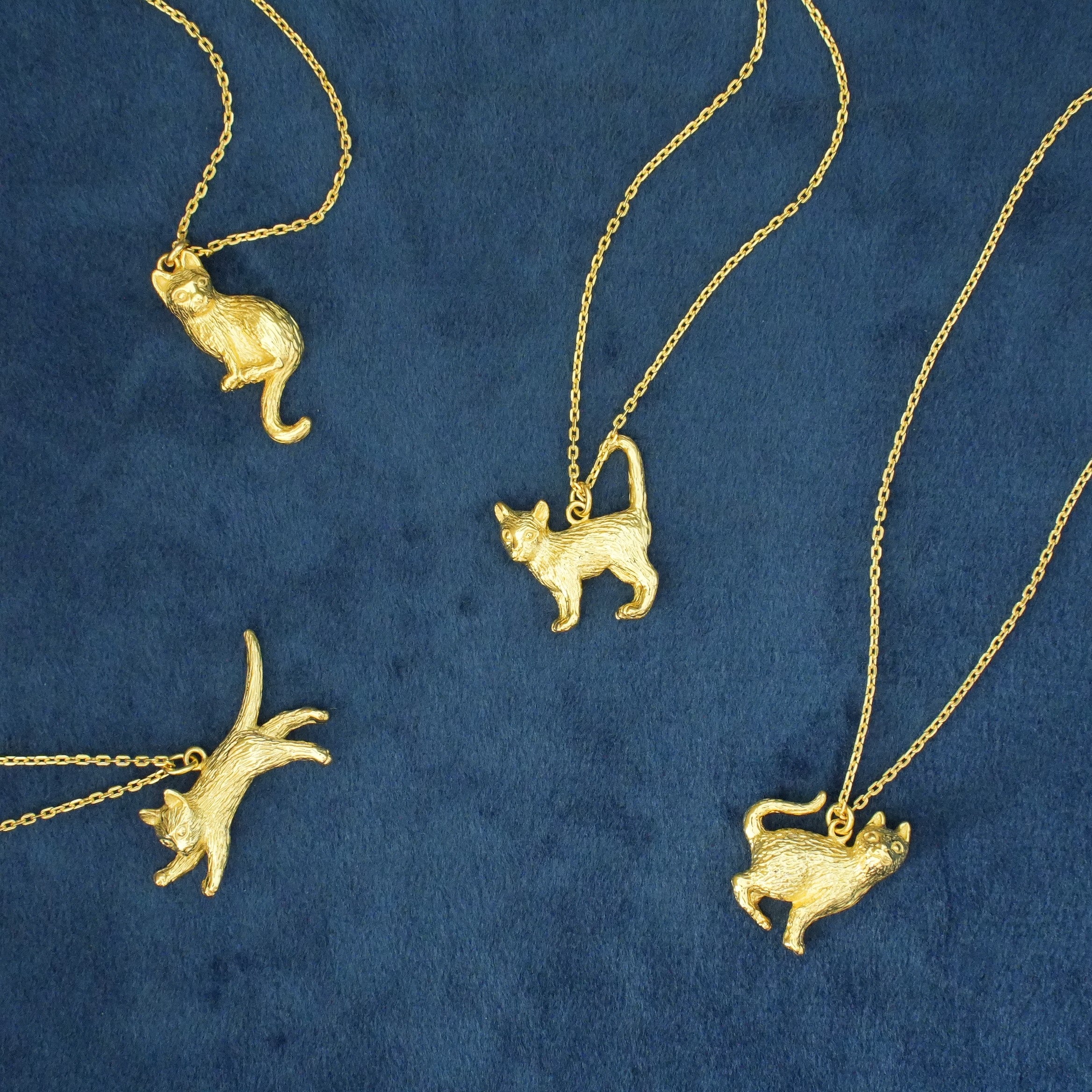 MUR MUR CAT NECKLACE