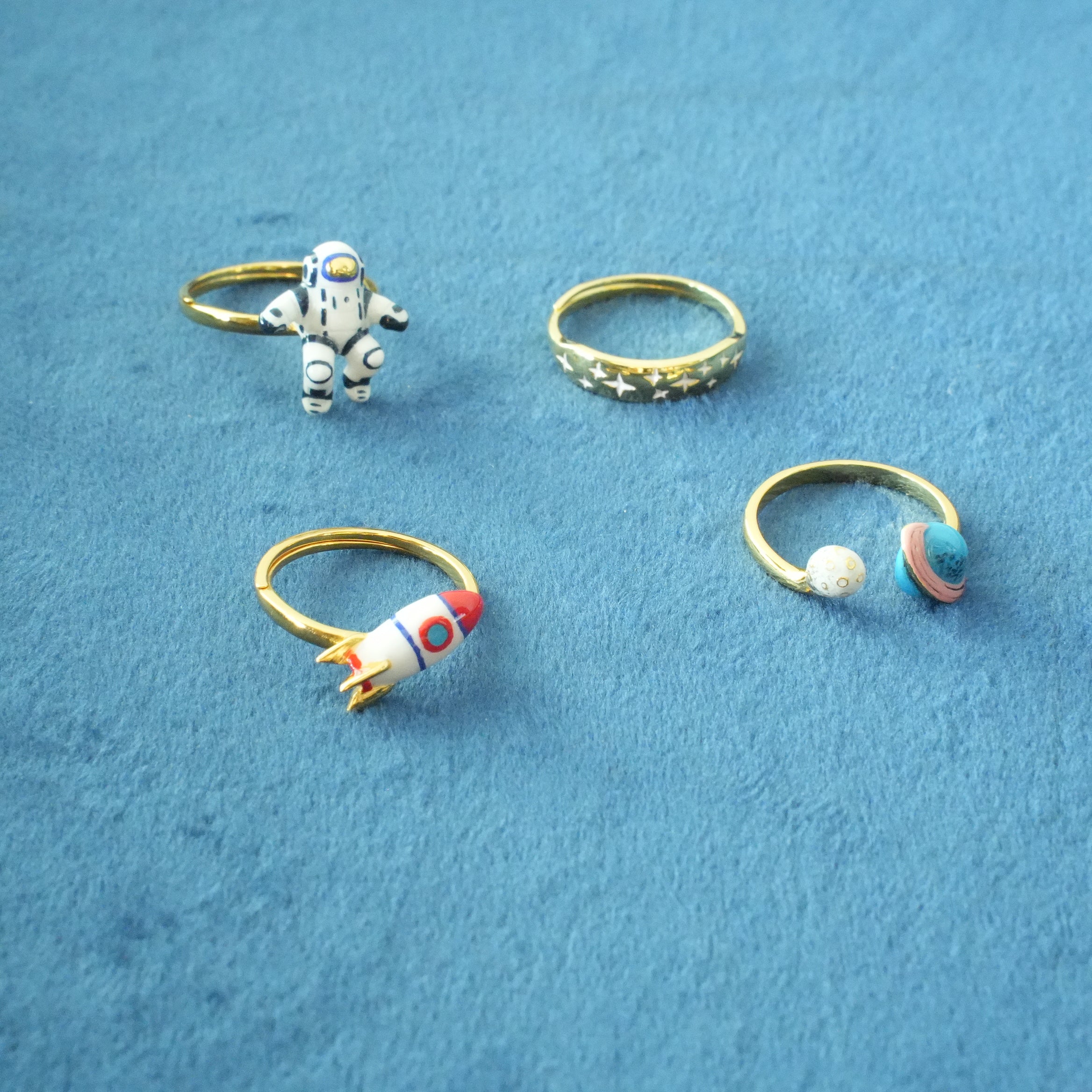 SPACE WALKER STACKING RING